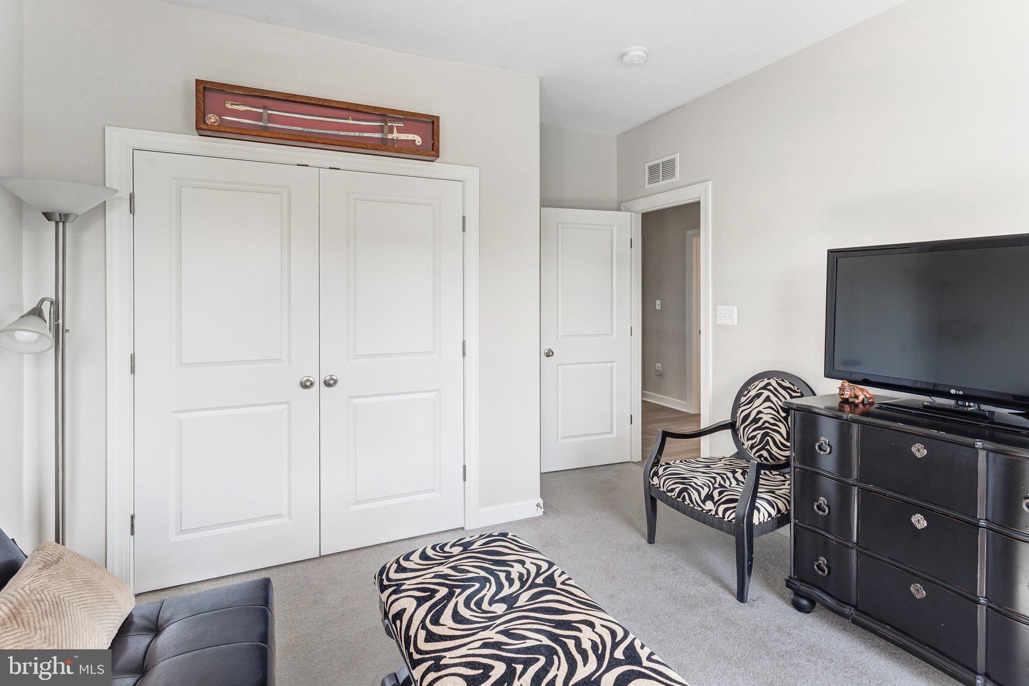 LAUREL HILLS CROSSING - Residential
