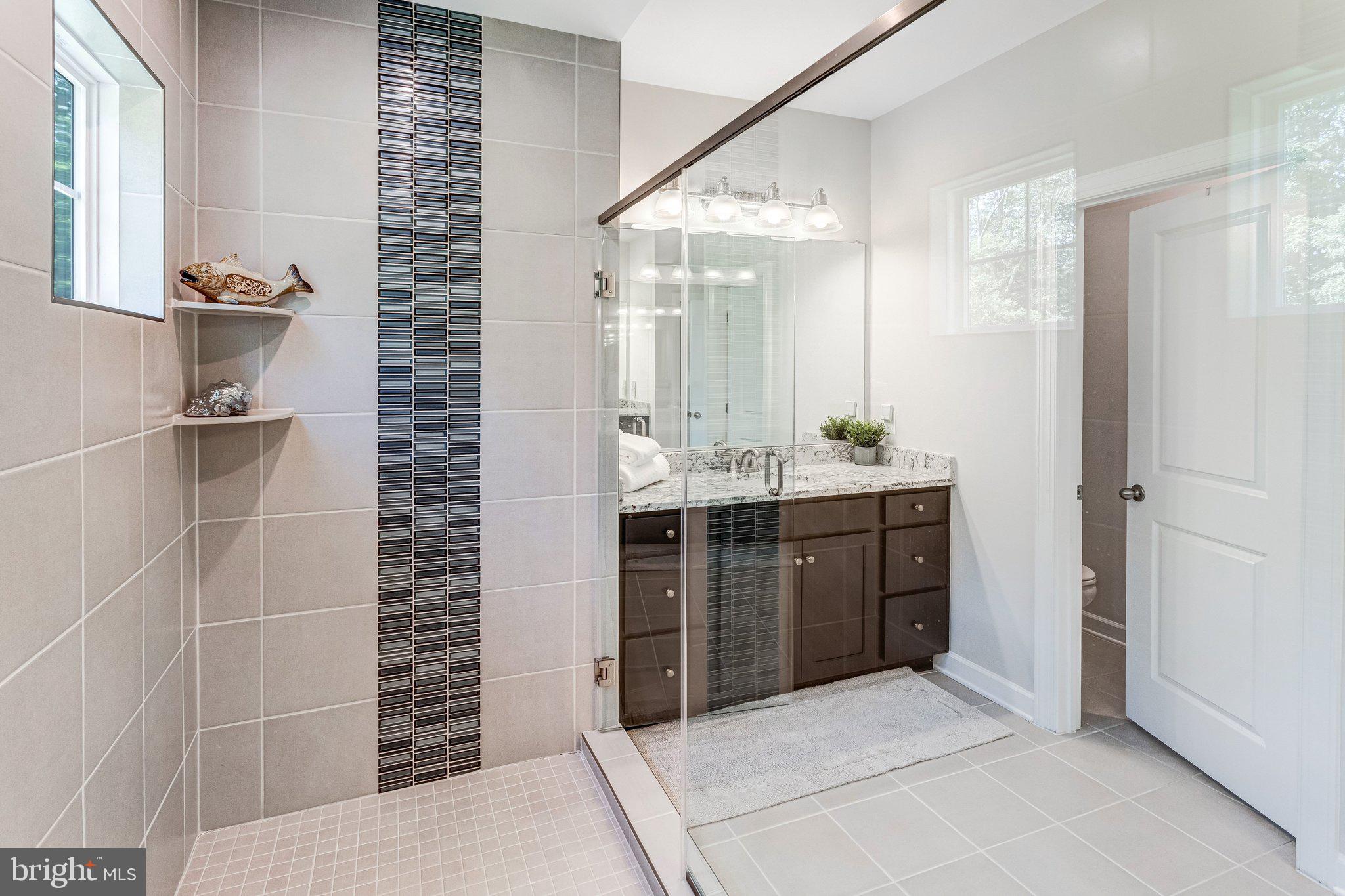LAUREL HILLS CROSSING - Residential