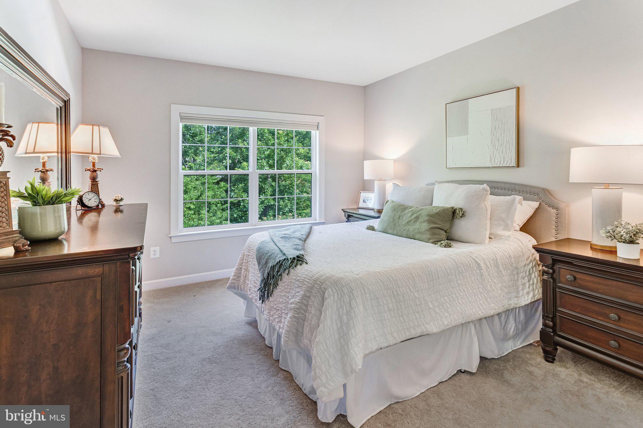 LAUREL HILLS CROSSING - Residential