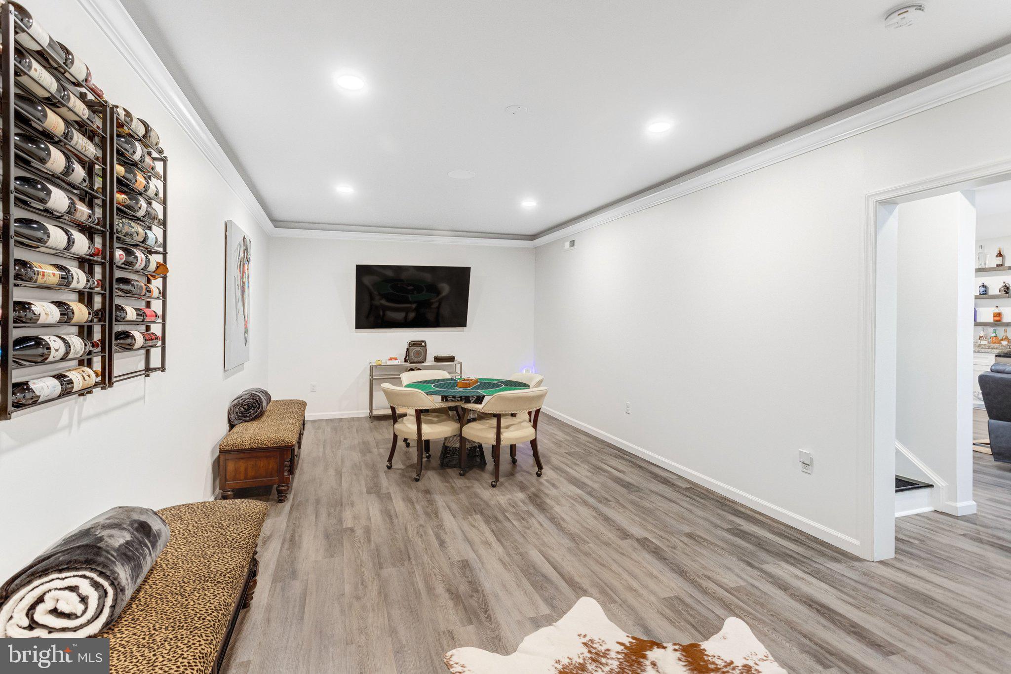 LAUREL HILLS CROSSING - Residential