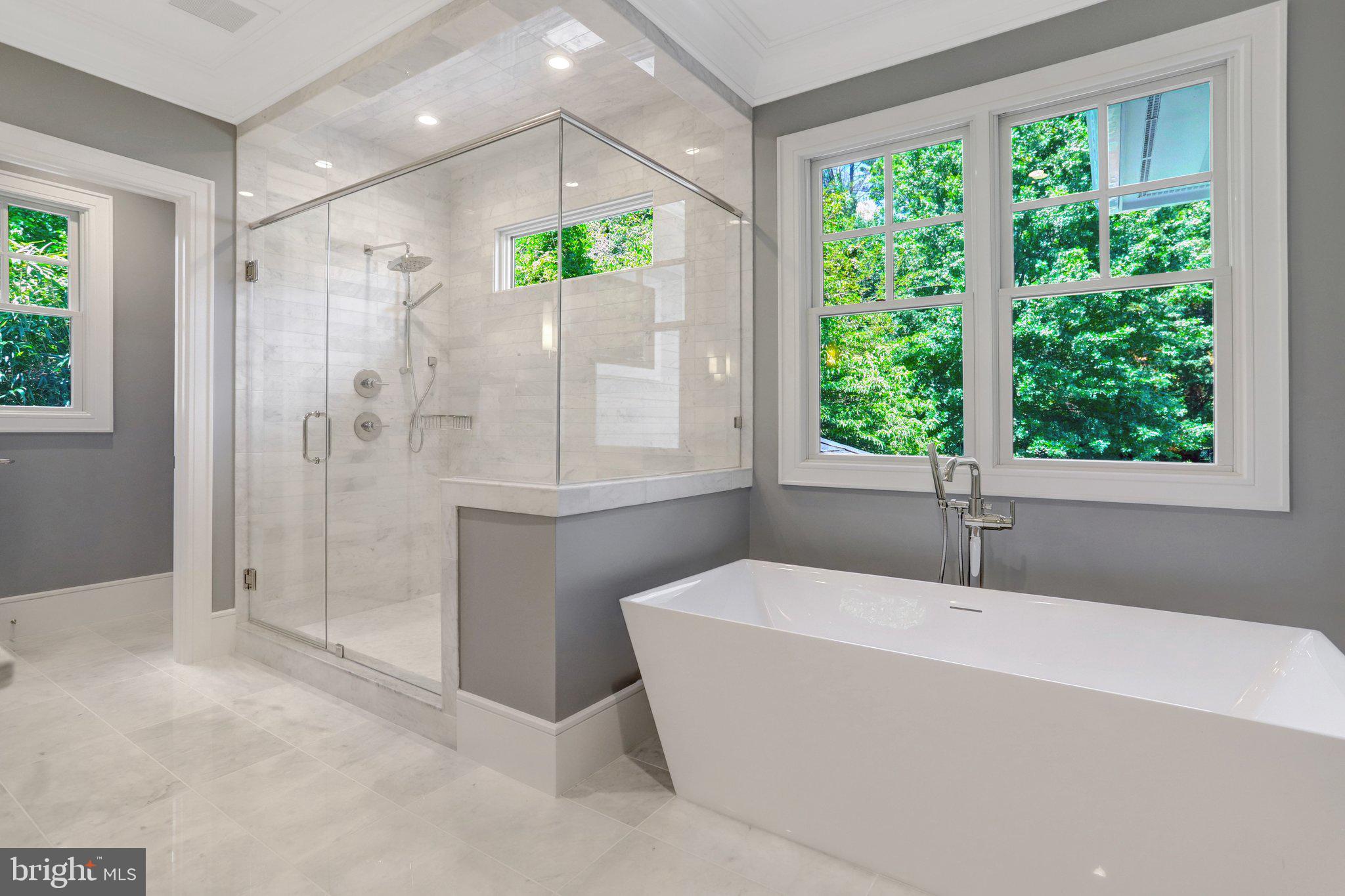 LEEWAY OVERLEE - Residential