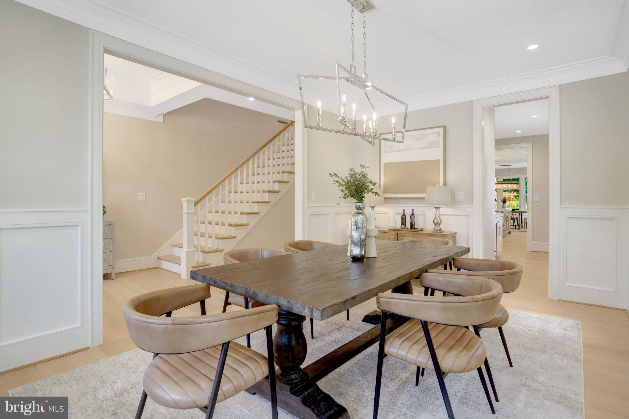LEEWAY OVERLEE - Residential