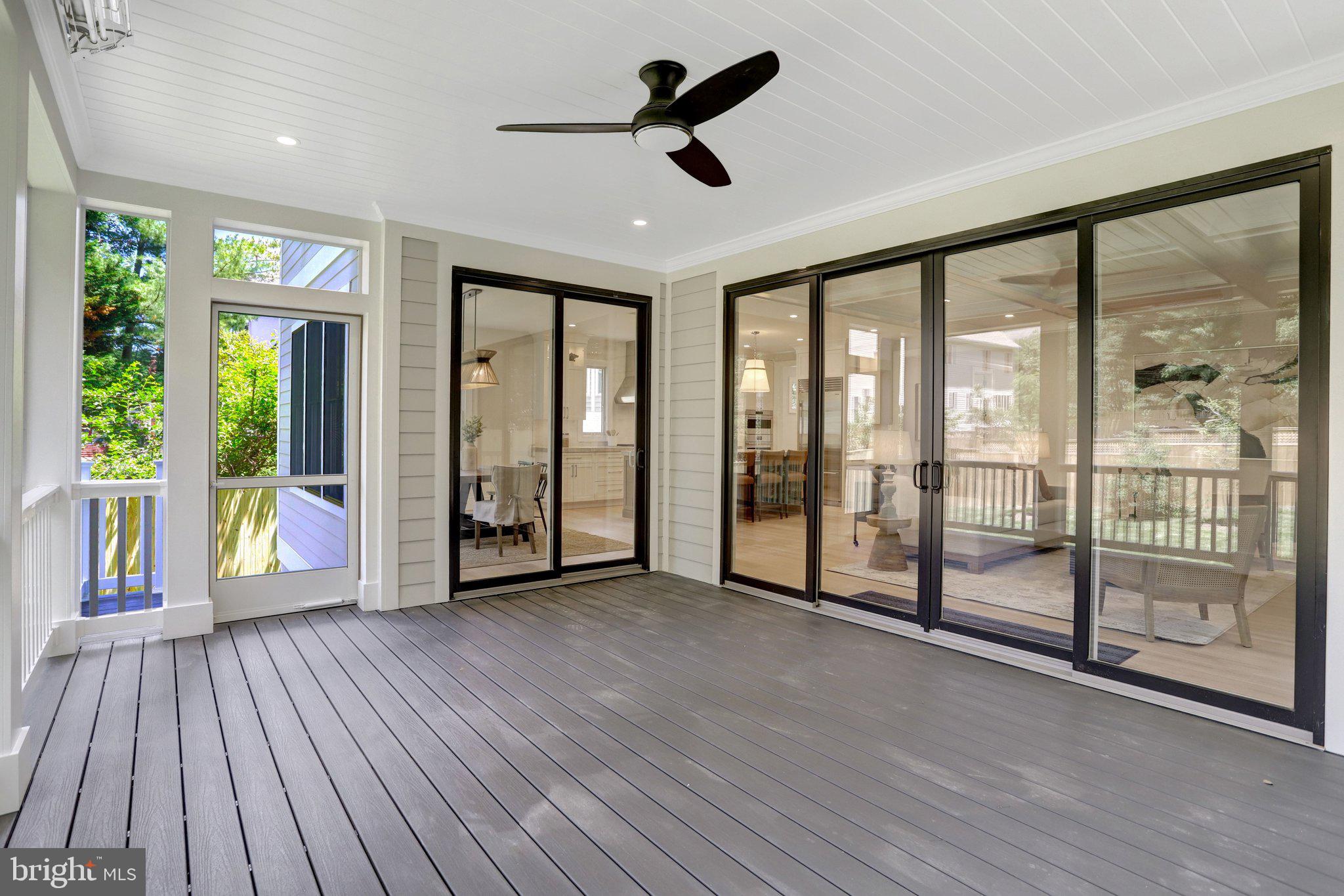 LEEWAY OVERLEE - Residential