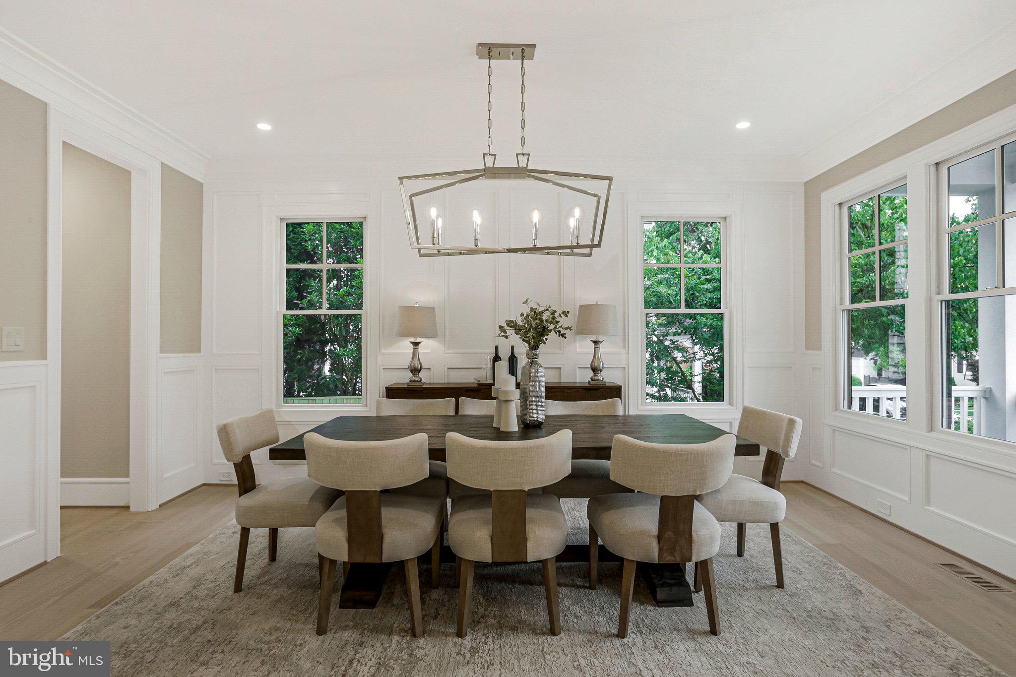 LEEWAY OVERLEE - Residential