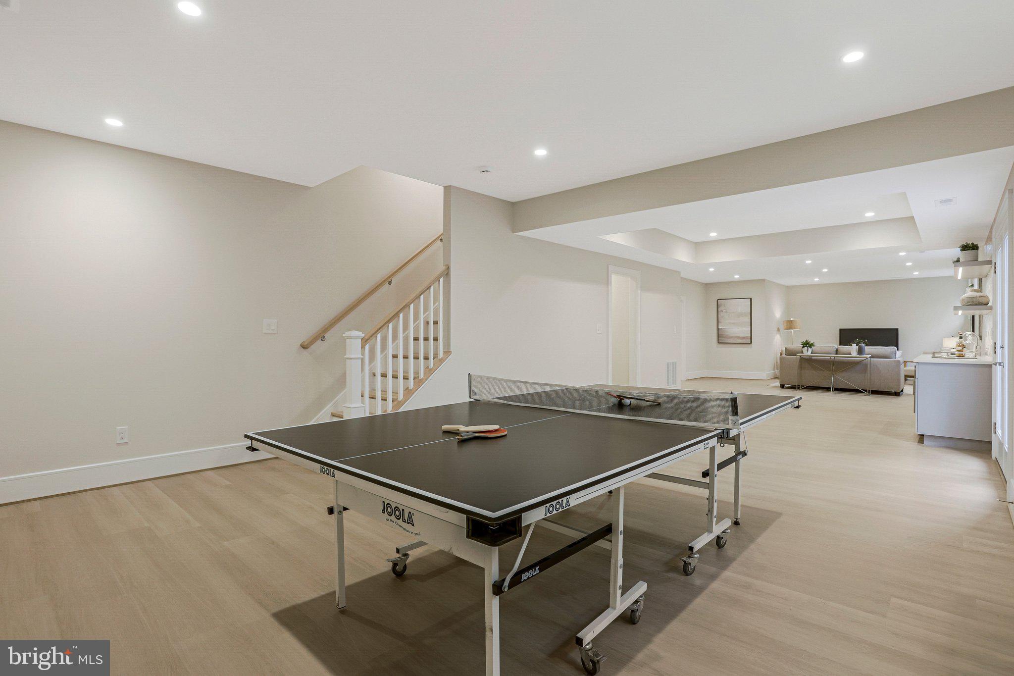 LEEWAY OVERLEE - Residential