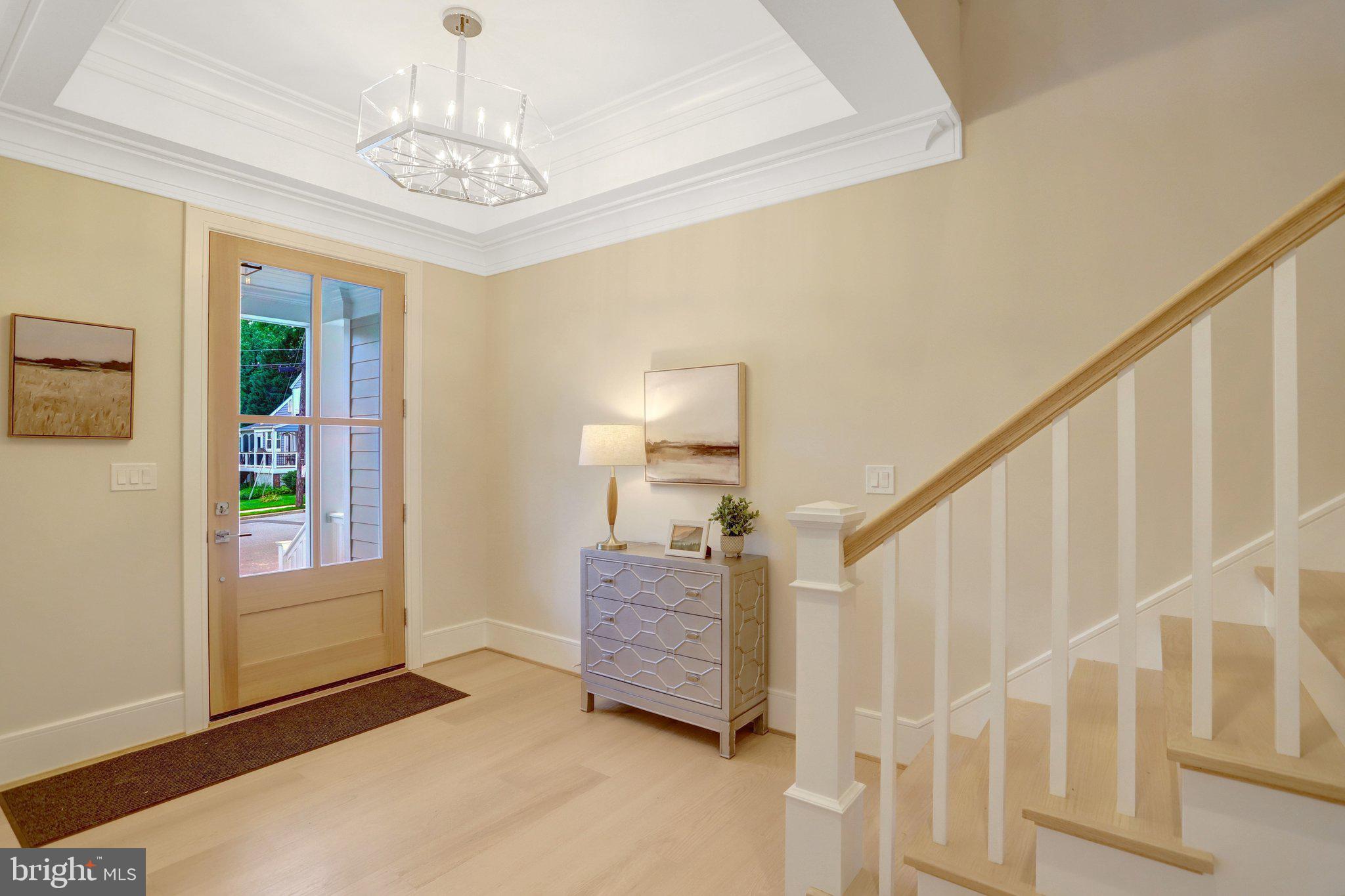 LEEWAY OVERLEE - Residential