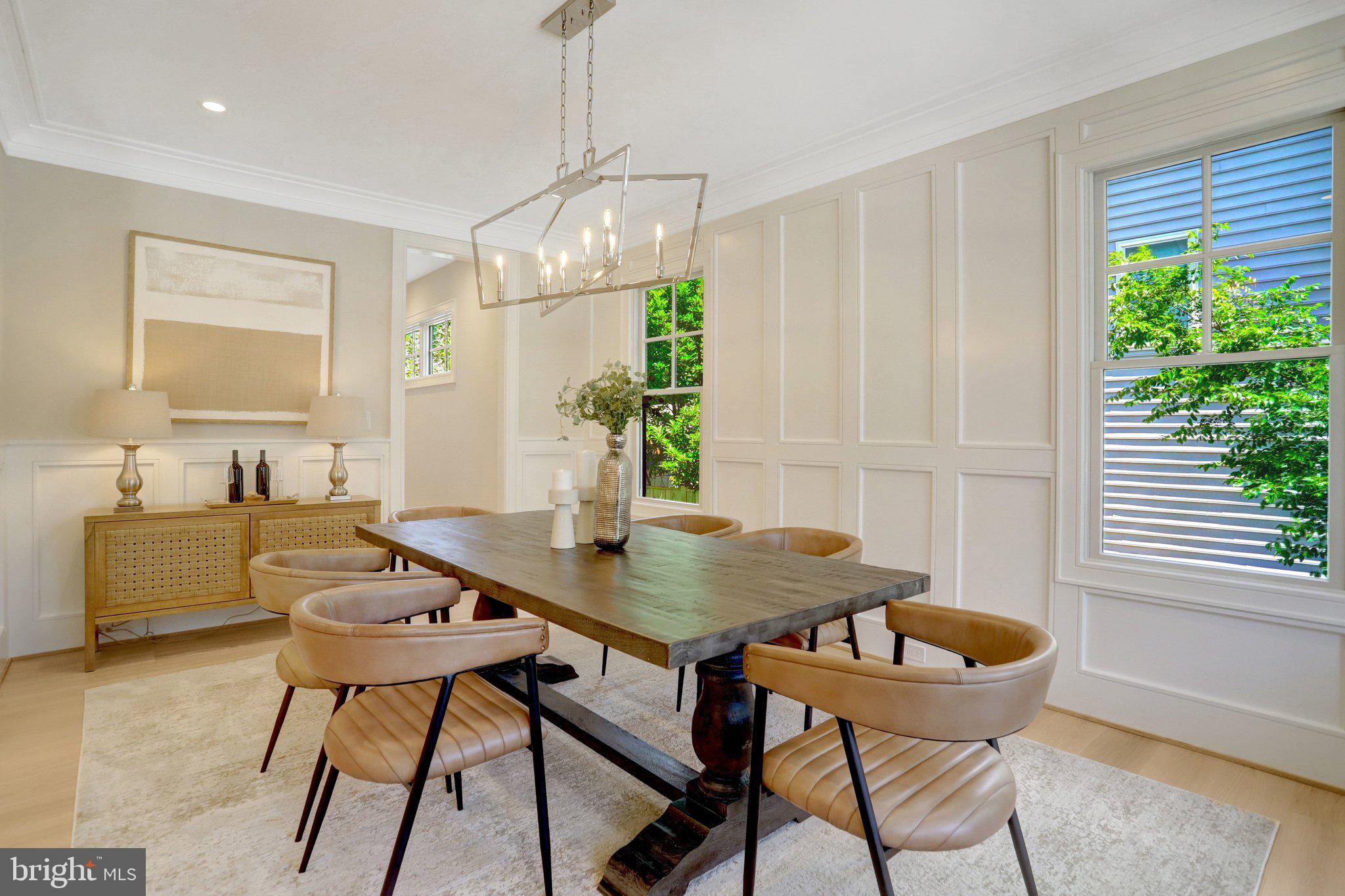 LEEWAY OVERLEE - Residential