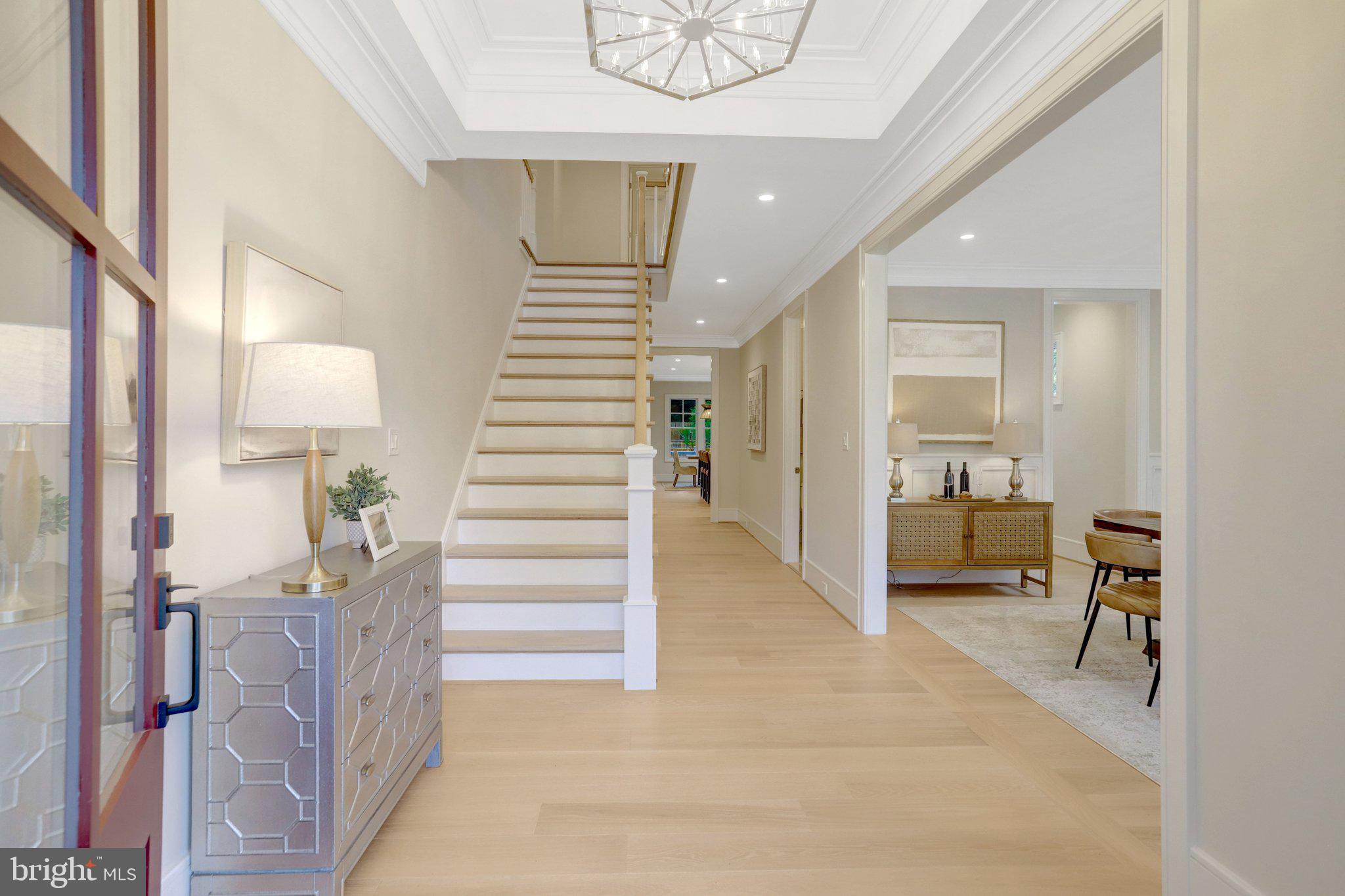 LEEWAY OVERLEE - Residential