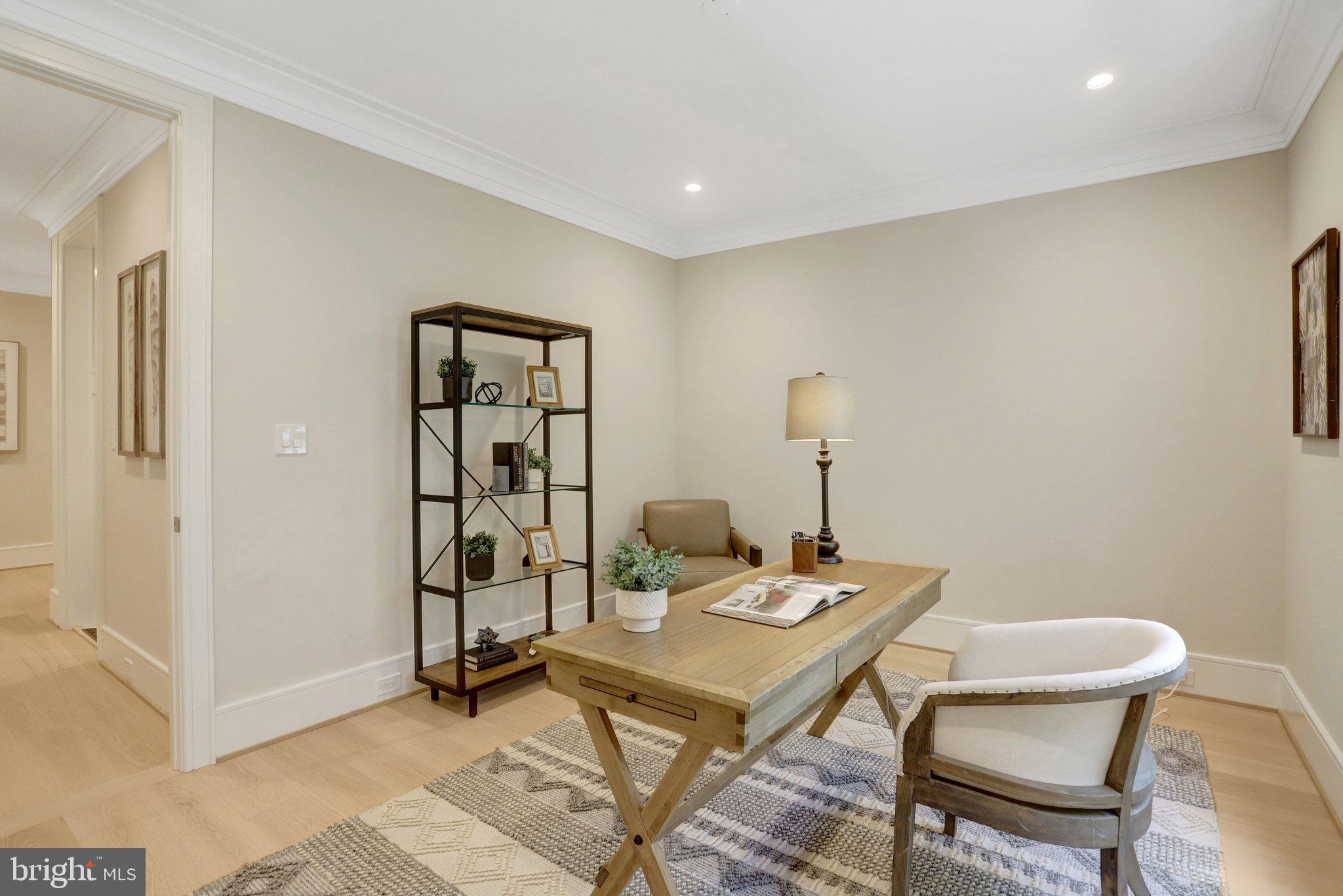 LEEWAY OVERLEE - Residential