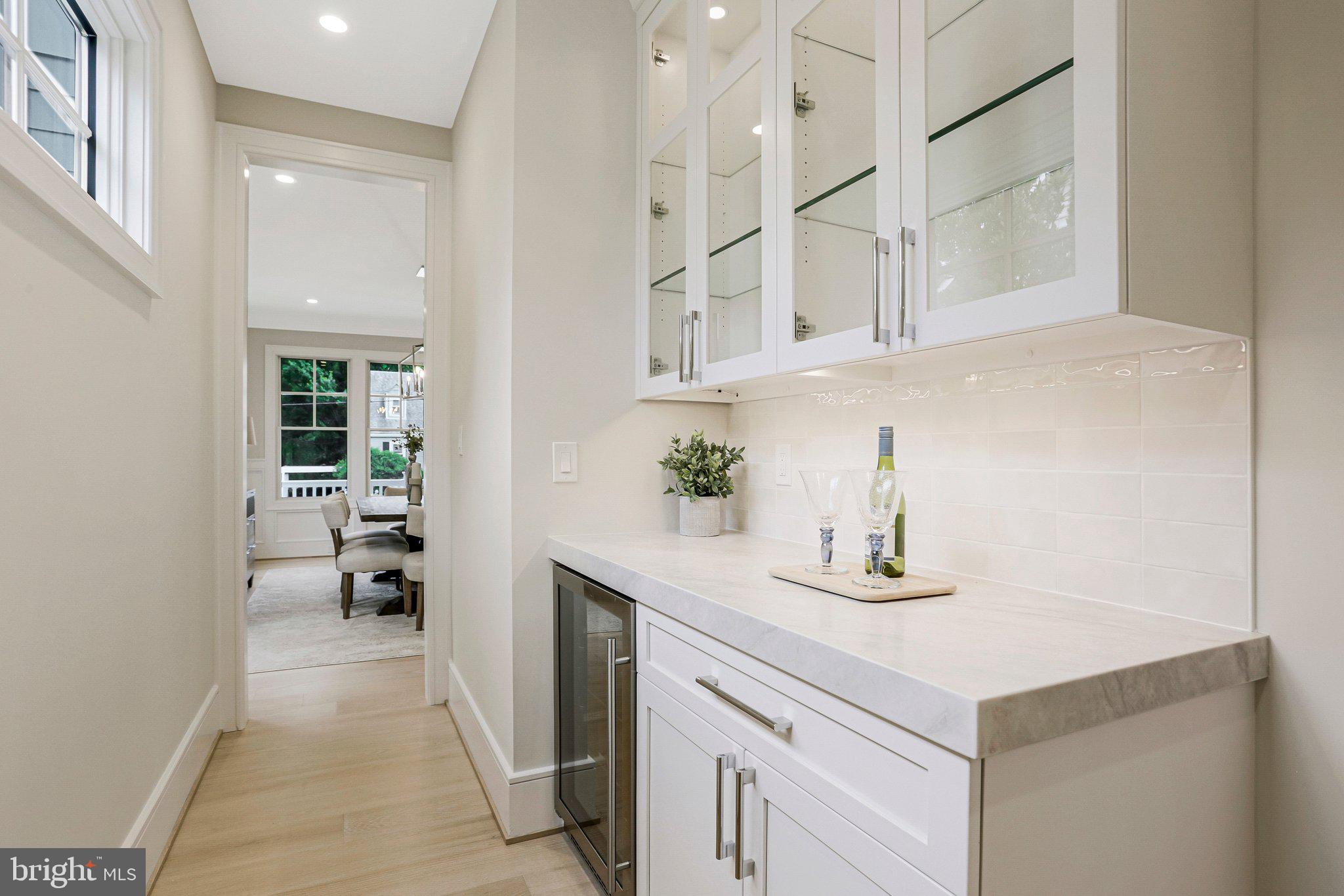 LEEWAY OVERLEE - Residential
