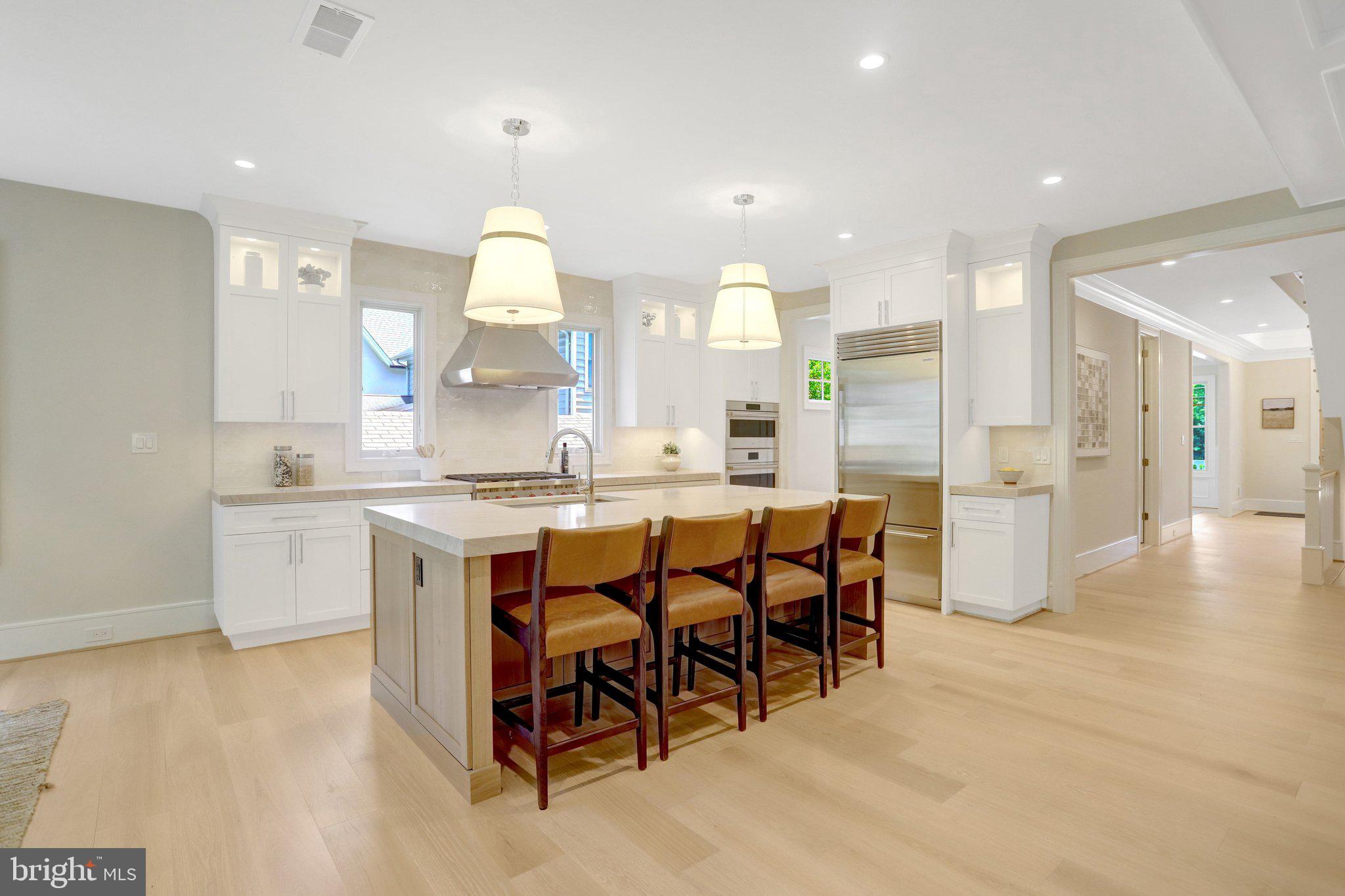 LEEWAY OVERLEE - Residential