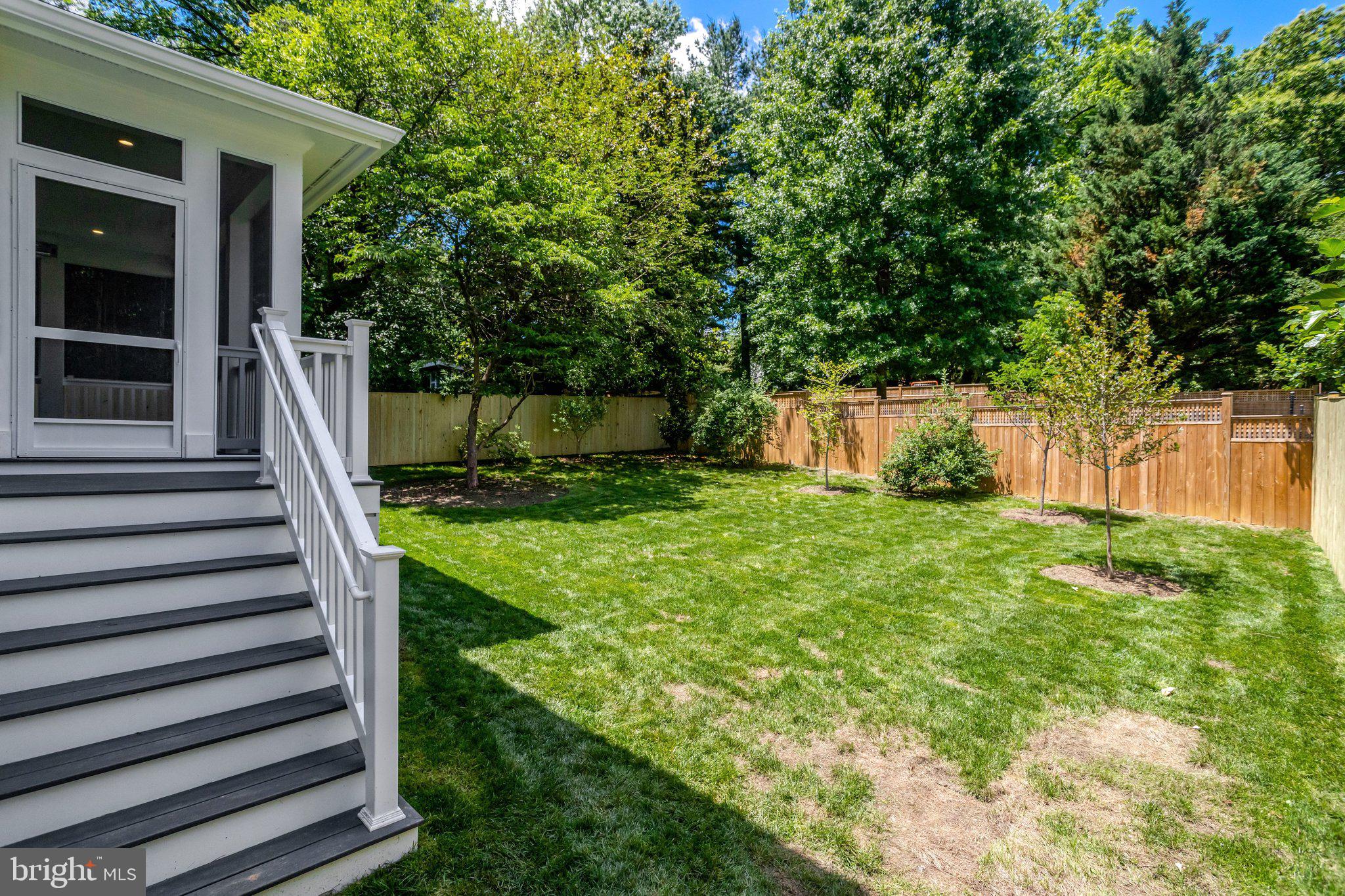 LEEWAY OVERLEE - Residential