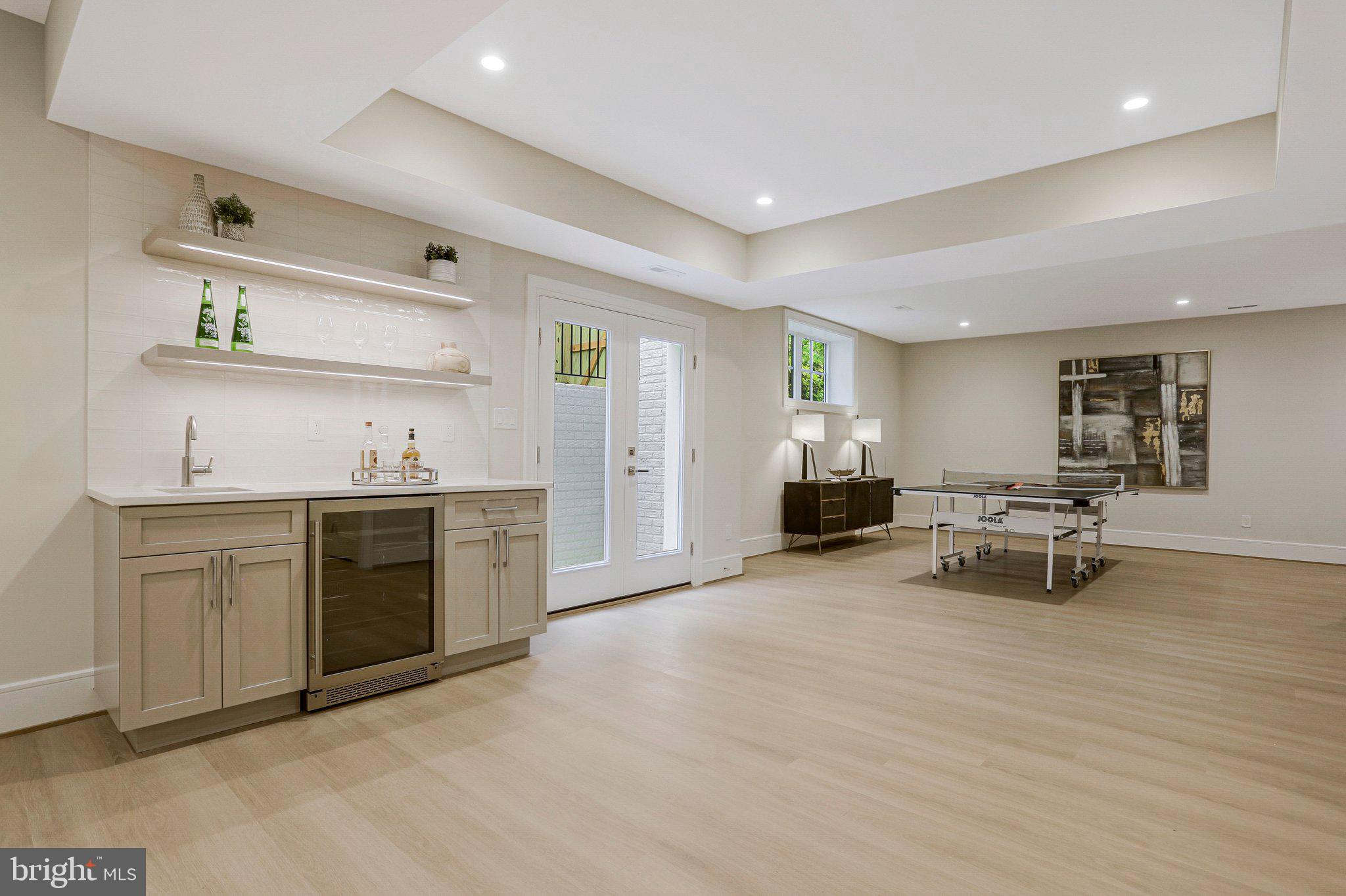 LEEWAY OVERLEE - Residential