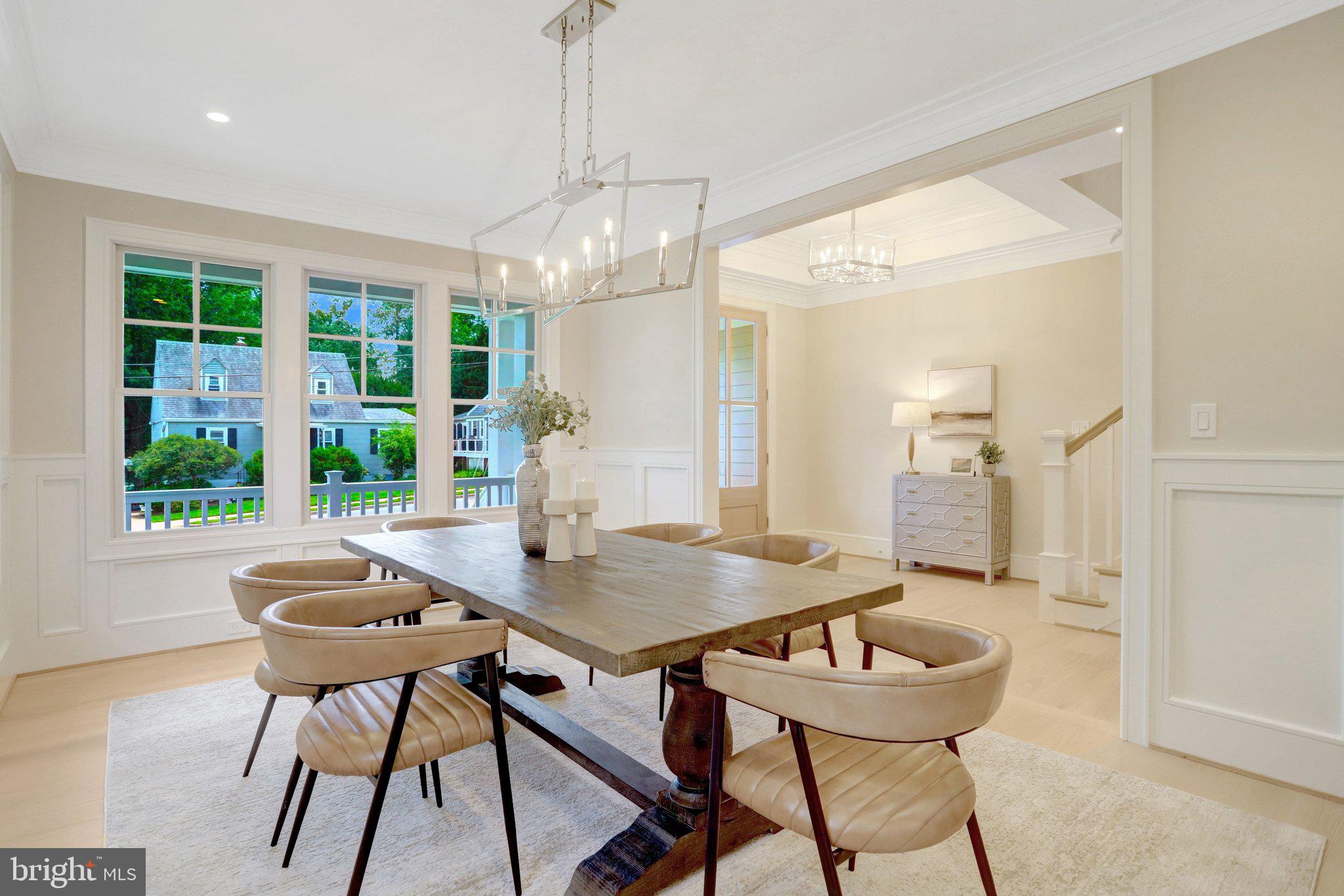 LEEWAY OVERLEE - Residential