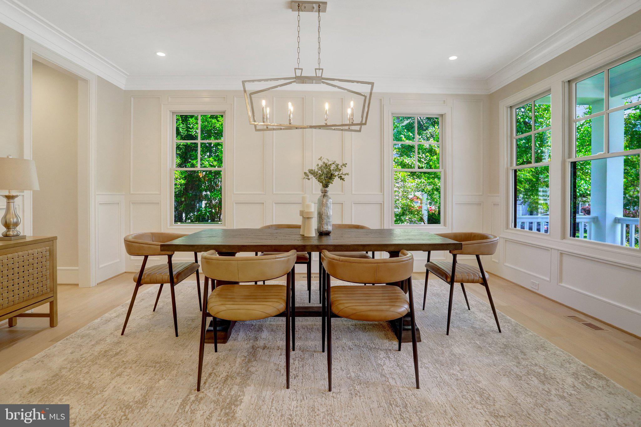 LEEWAY OVERLEE - Residential