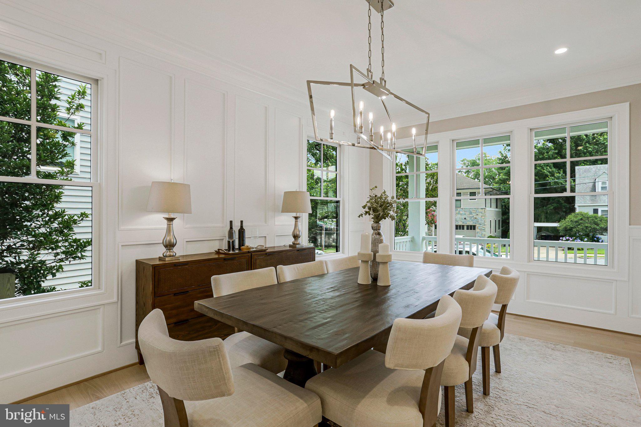 LEEWAY OVERLEE - Residential