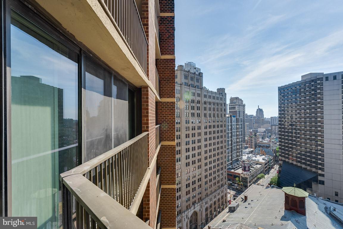RITTENHOUSE SQUARE - Residential Lease