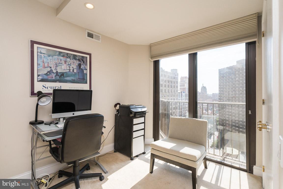 RITTENHOUSE SQUARE - Residential Lease