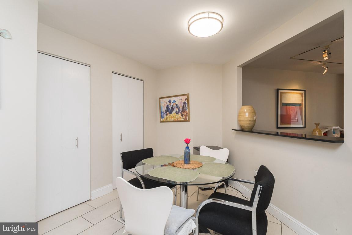 RITTENHOUSE SQUARE - Residential Lease