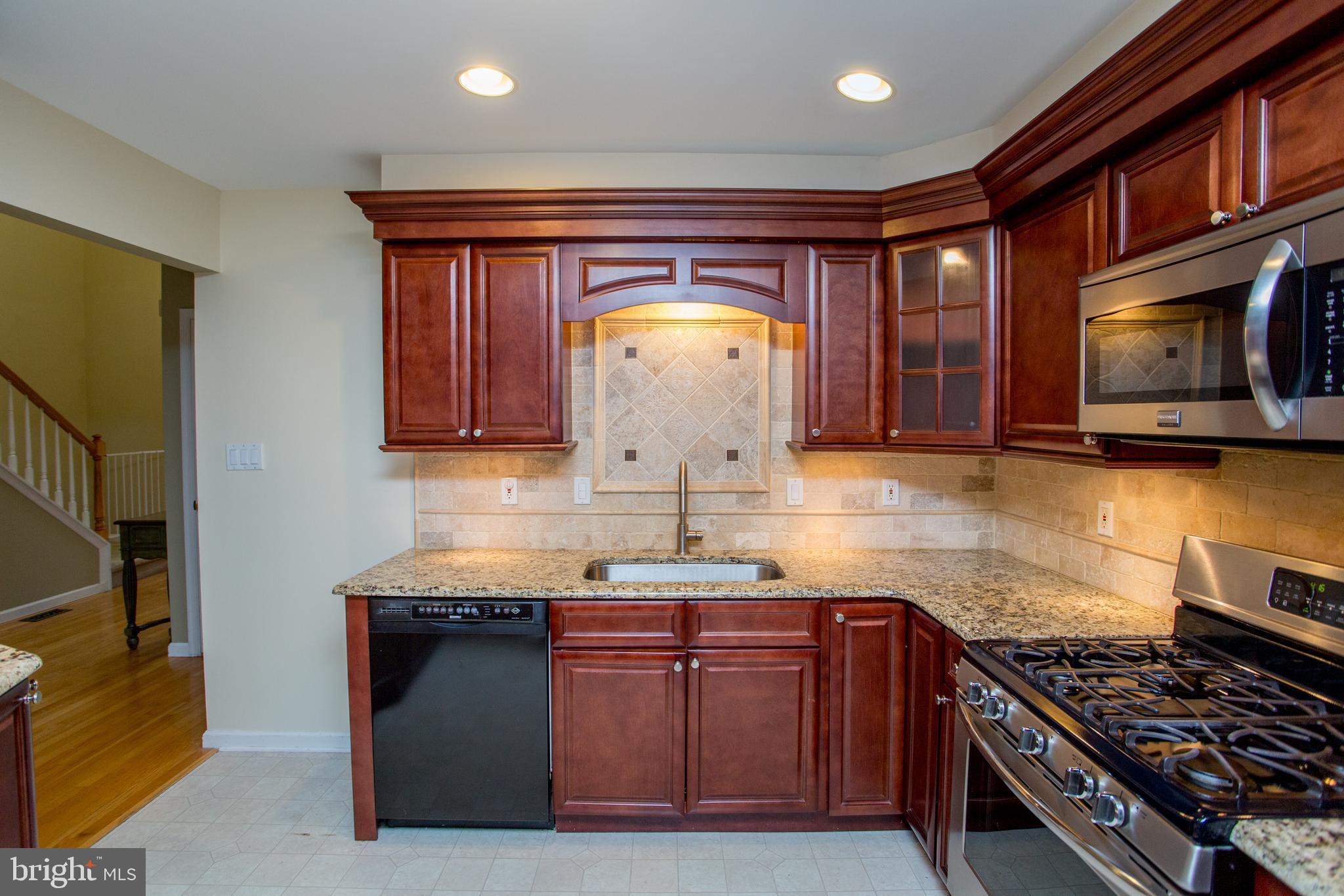 STONEGATE - Residential