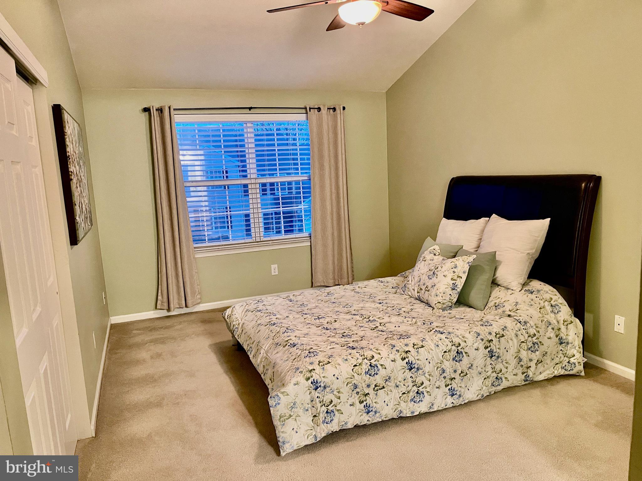 STONEGATE - Residential