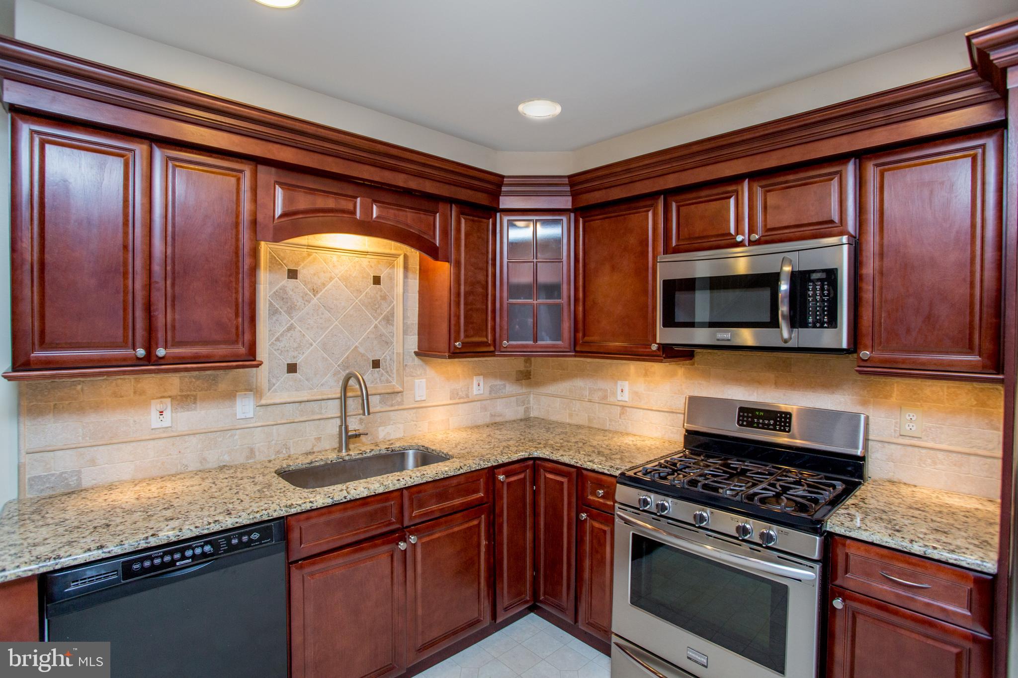 STONEGATE - Residential