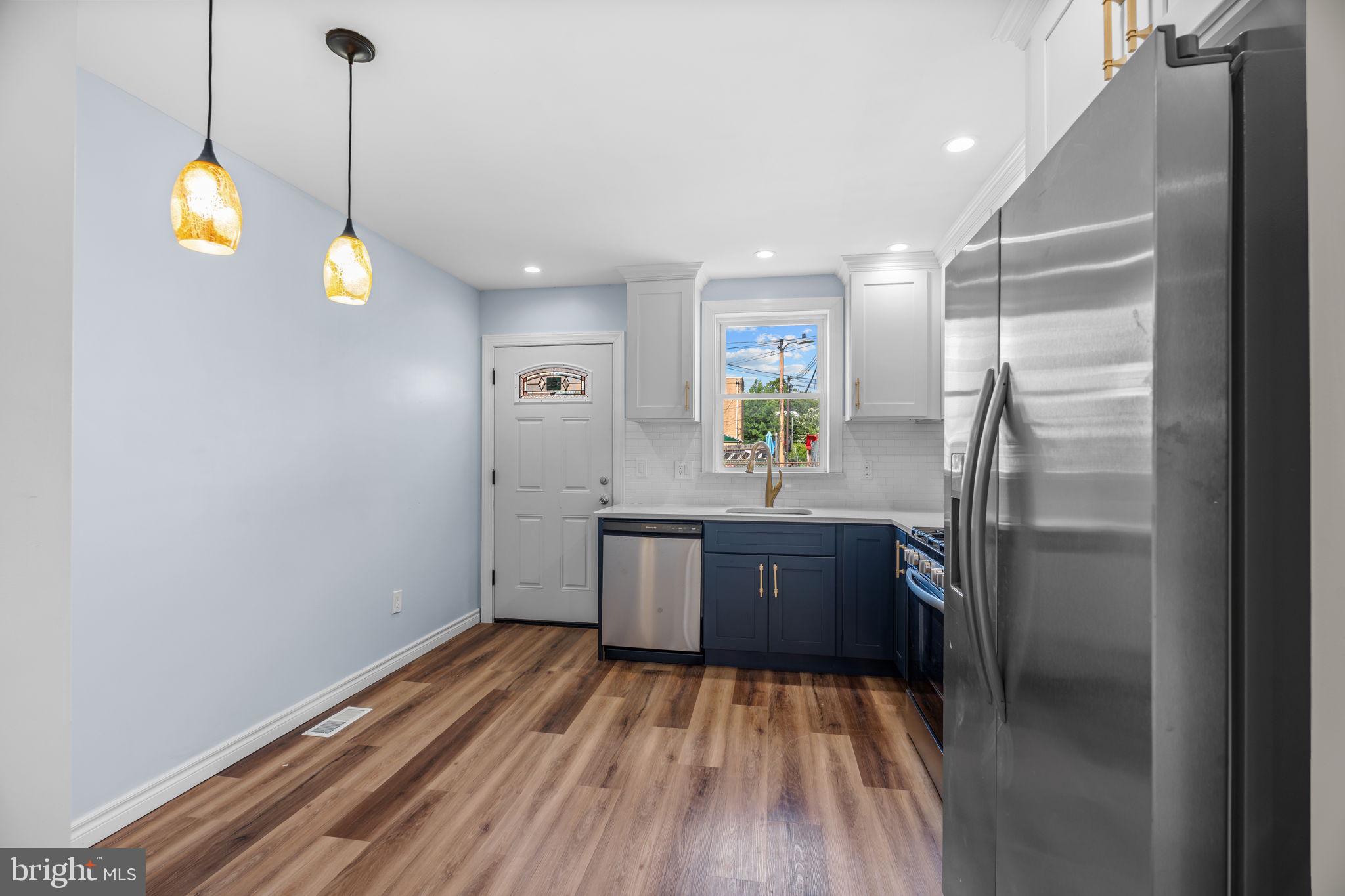 BRIDESBURG - Residential