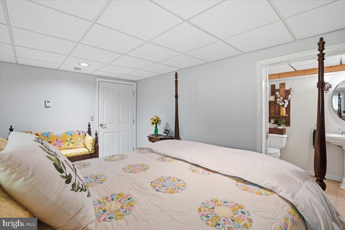 MAHONING MANOR - Residential