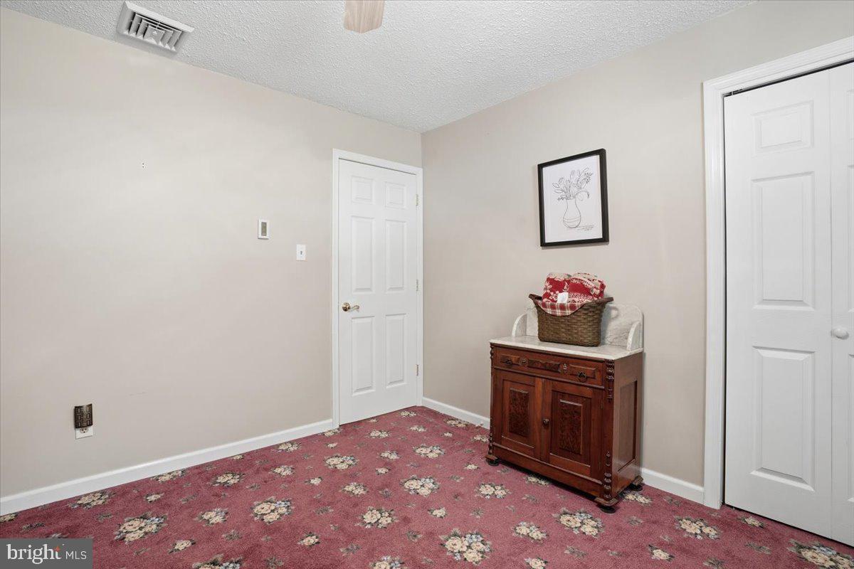 MAHONING MANOR - Residential