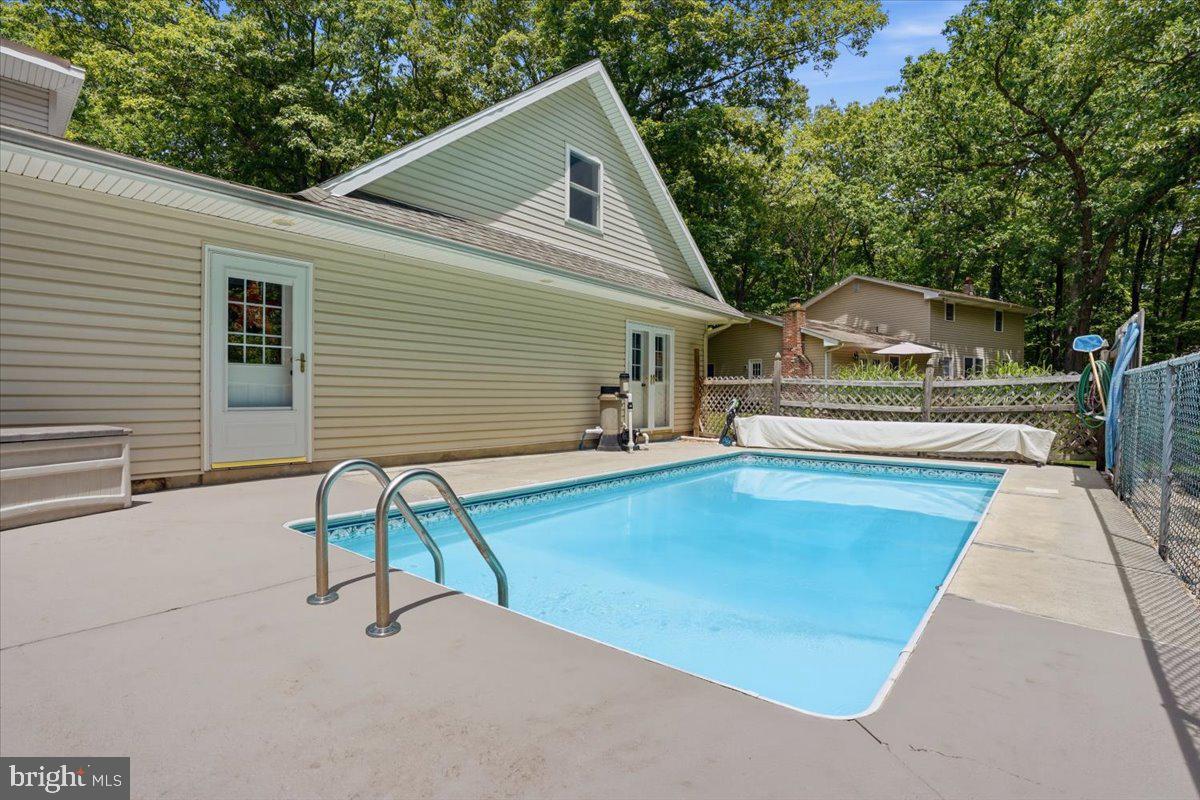 MAHONING MANOR - Residential