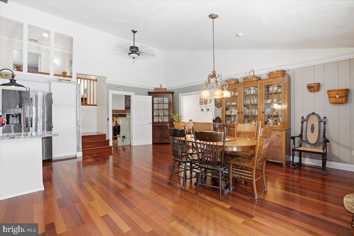 MAHONING MANOR - Residential