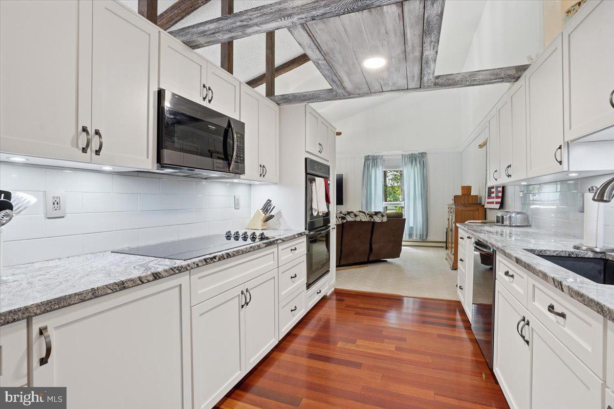 MAHONING MANOR - Residential