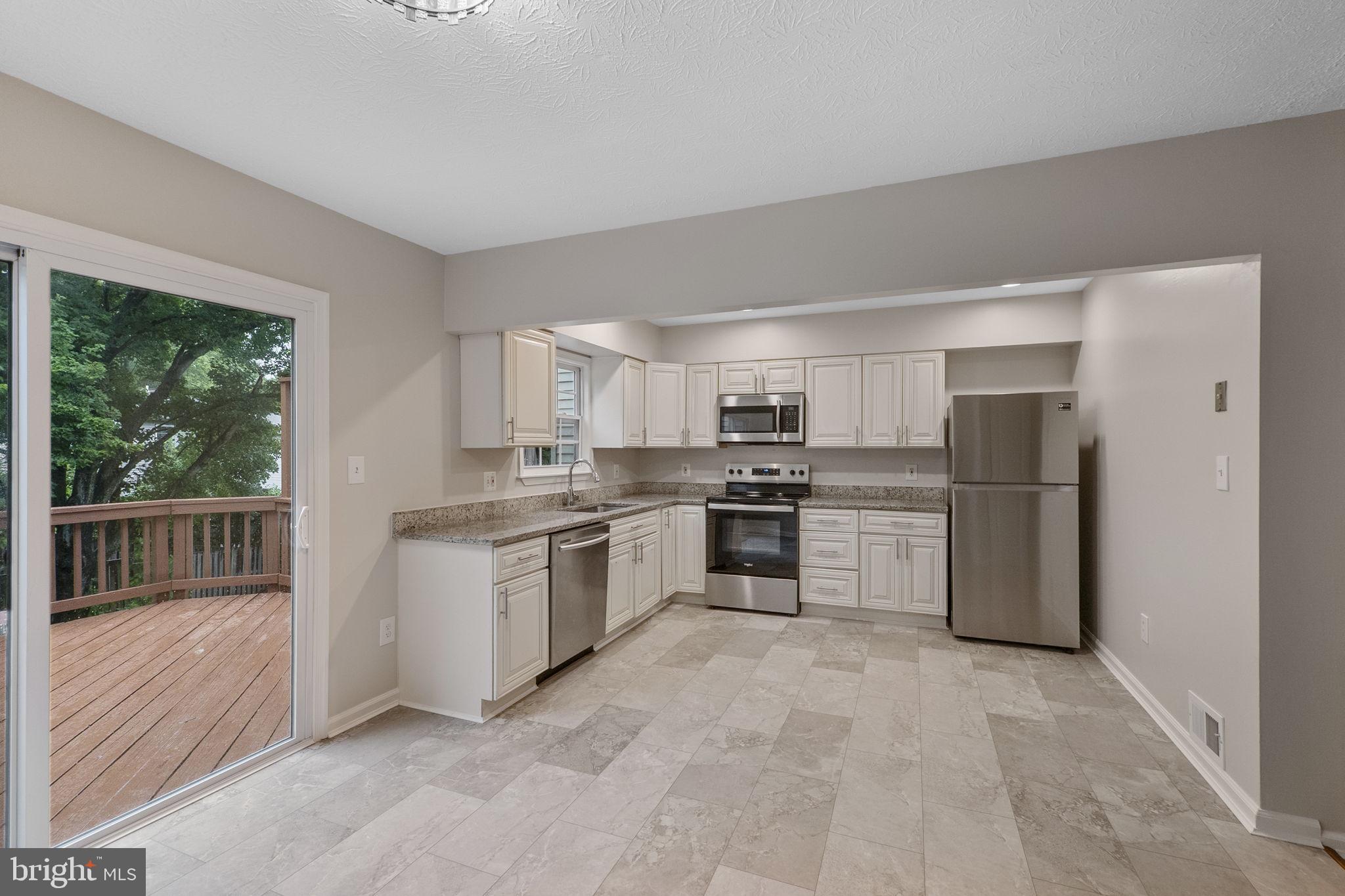 MONTGOMERY MEADOWS - Residential