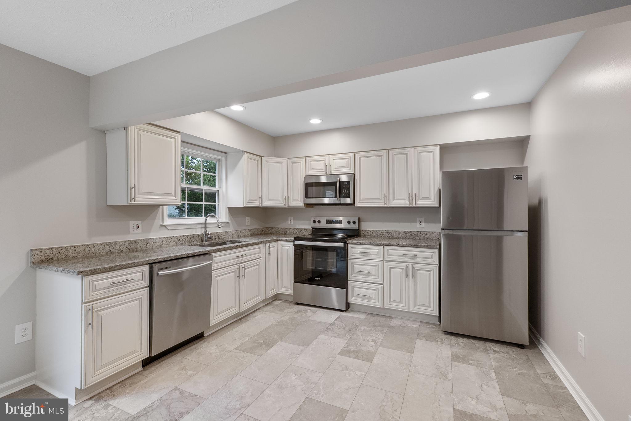 MONTGOMERY MEADOWS - Residential