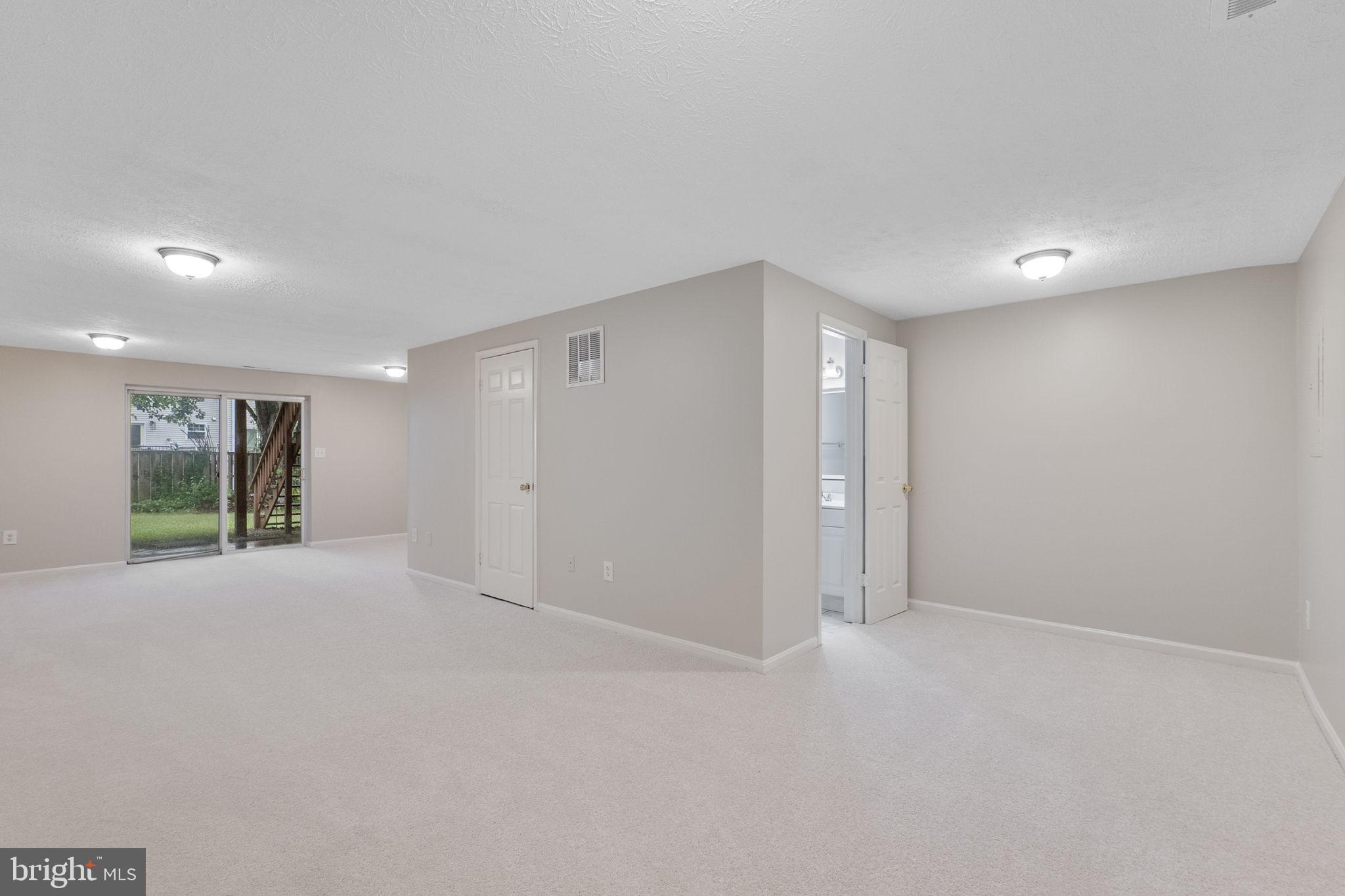 MONTGOMERY MEADOWS - Residential