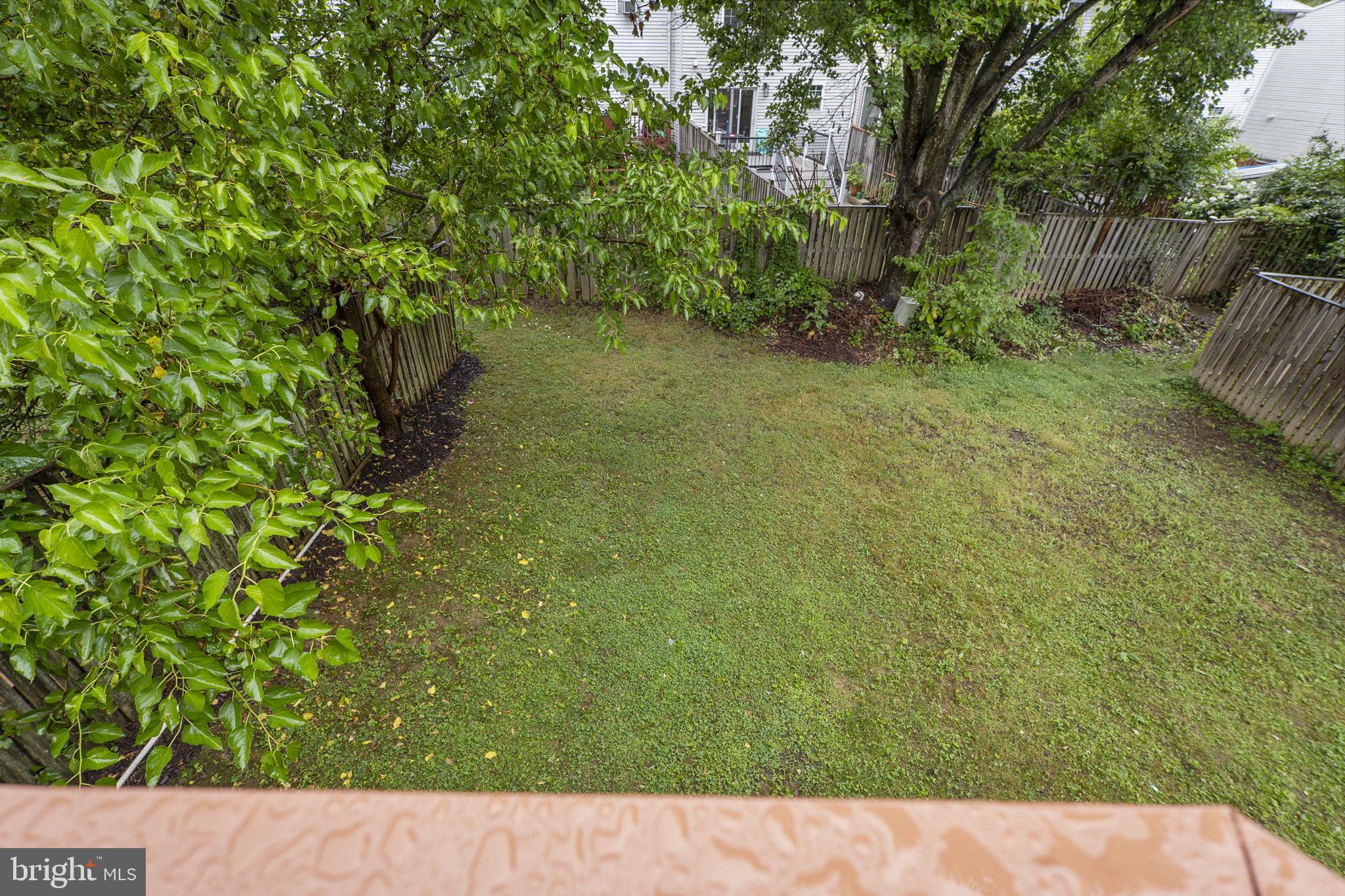 MONTGOMERY MEADOWS - Residential