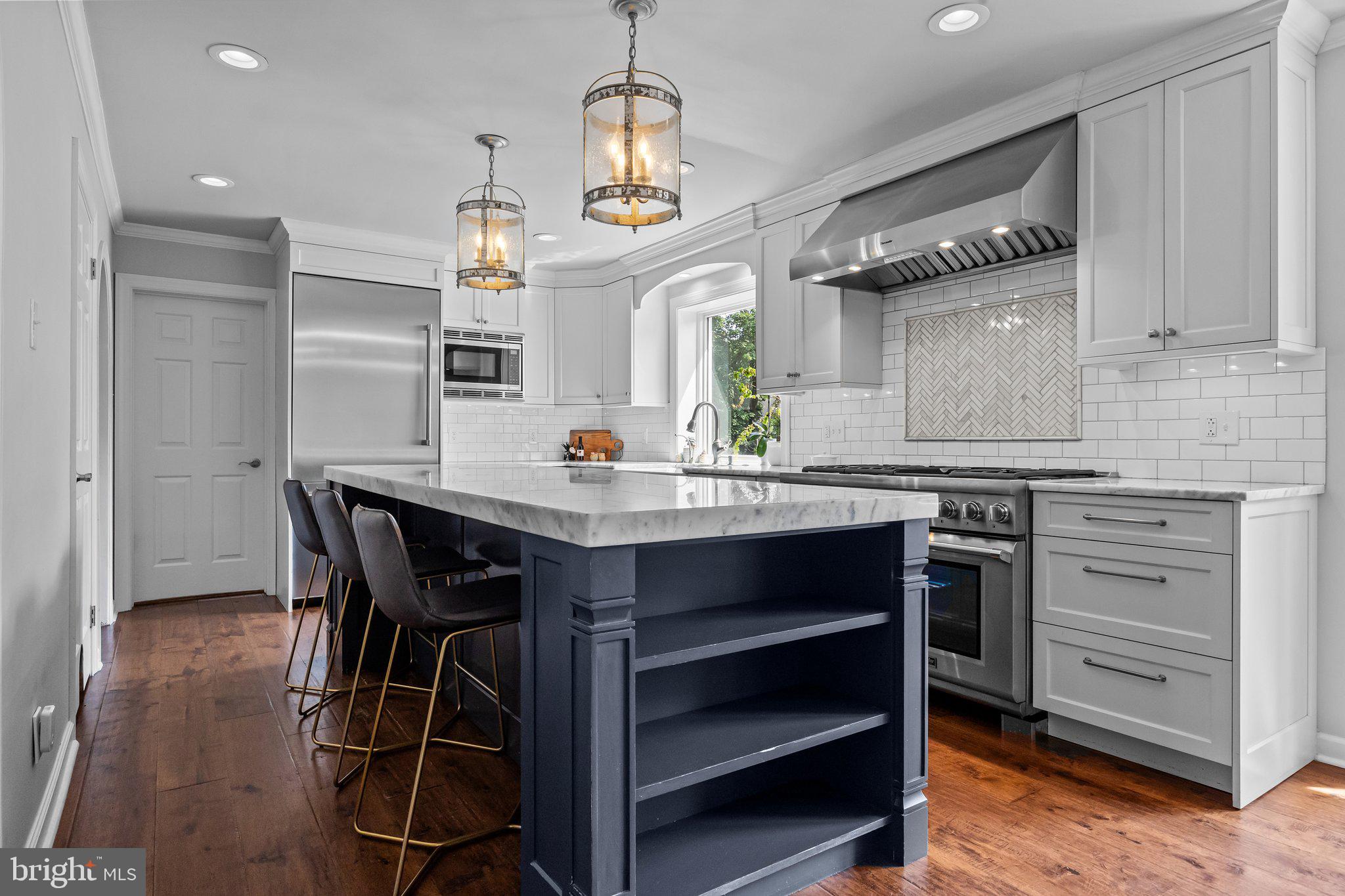 MIRROR LAKE FARMS - Residential