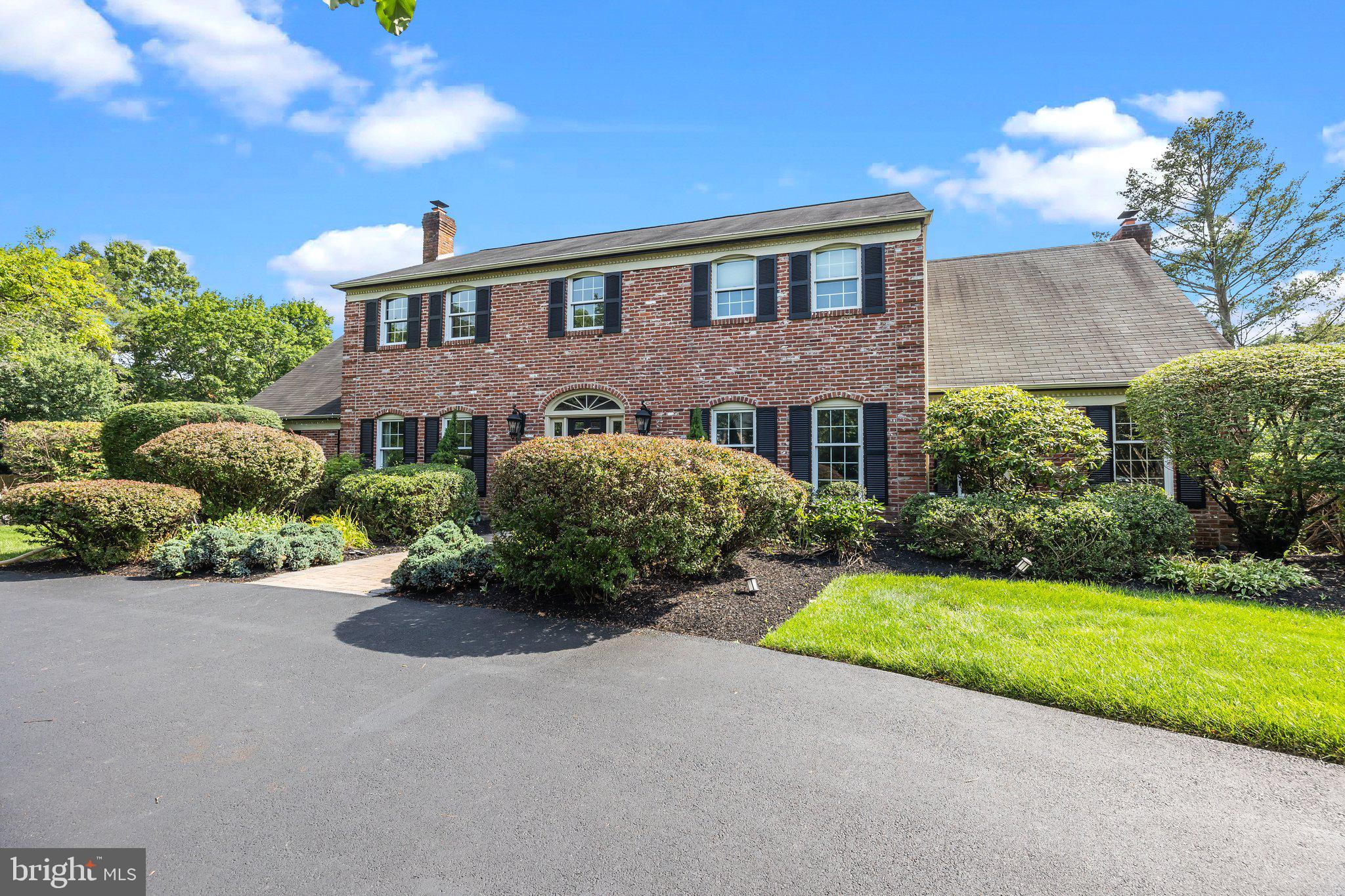 MIRROR LAKE FARMS - Residential