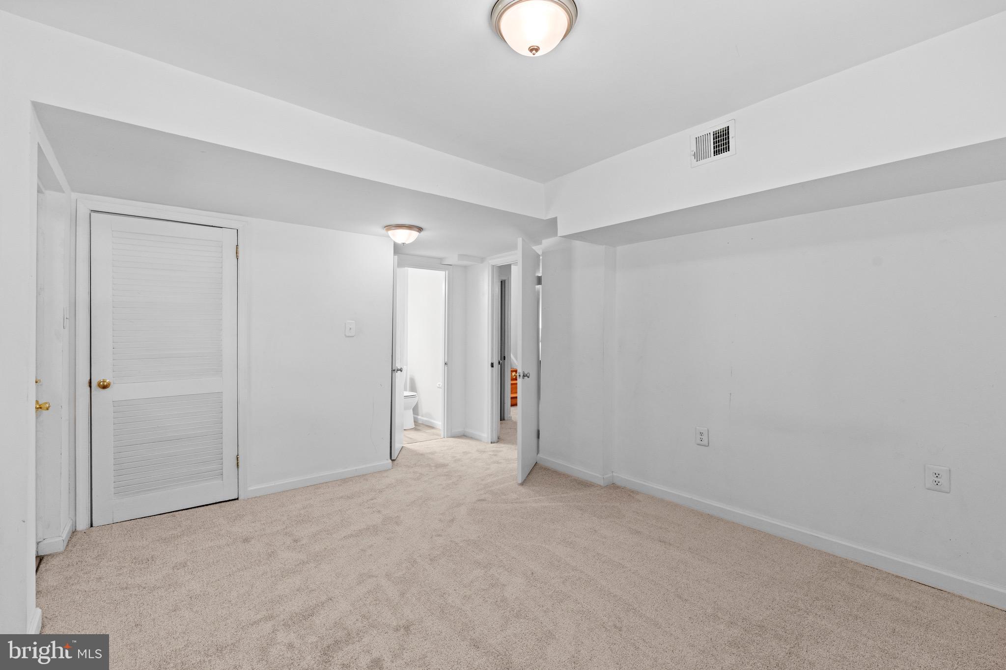 ORANGE HUNT ESTATES - Residential