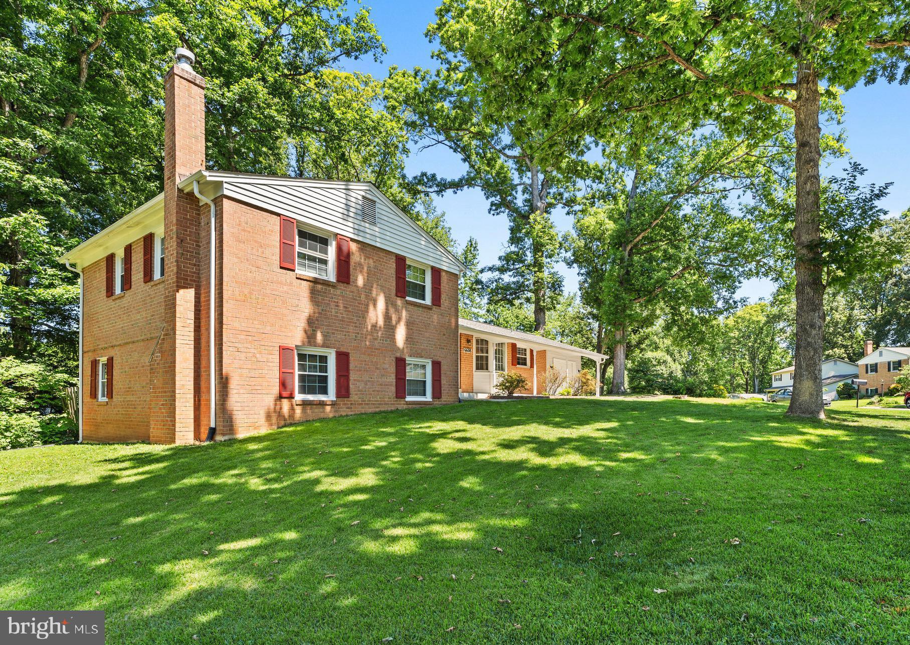 ORANGE HUNT ESTATES - Residential