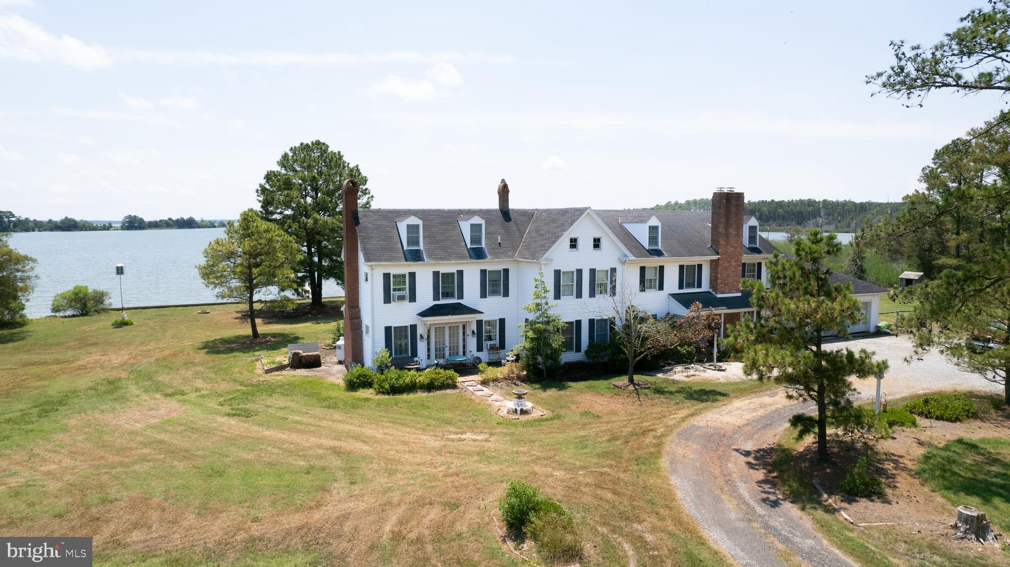 NECK DISTRICT/HUDSON - Residential