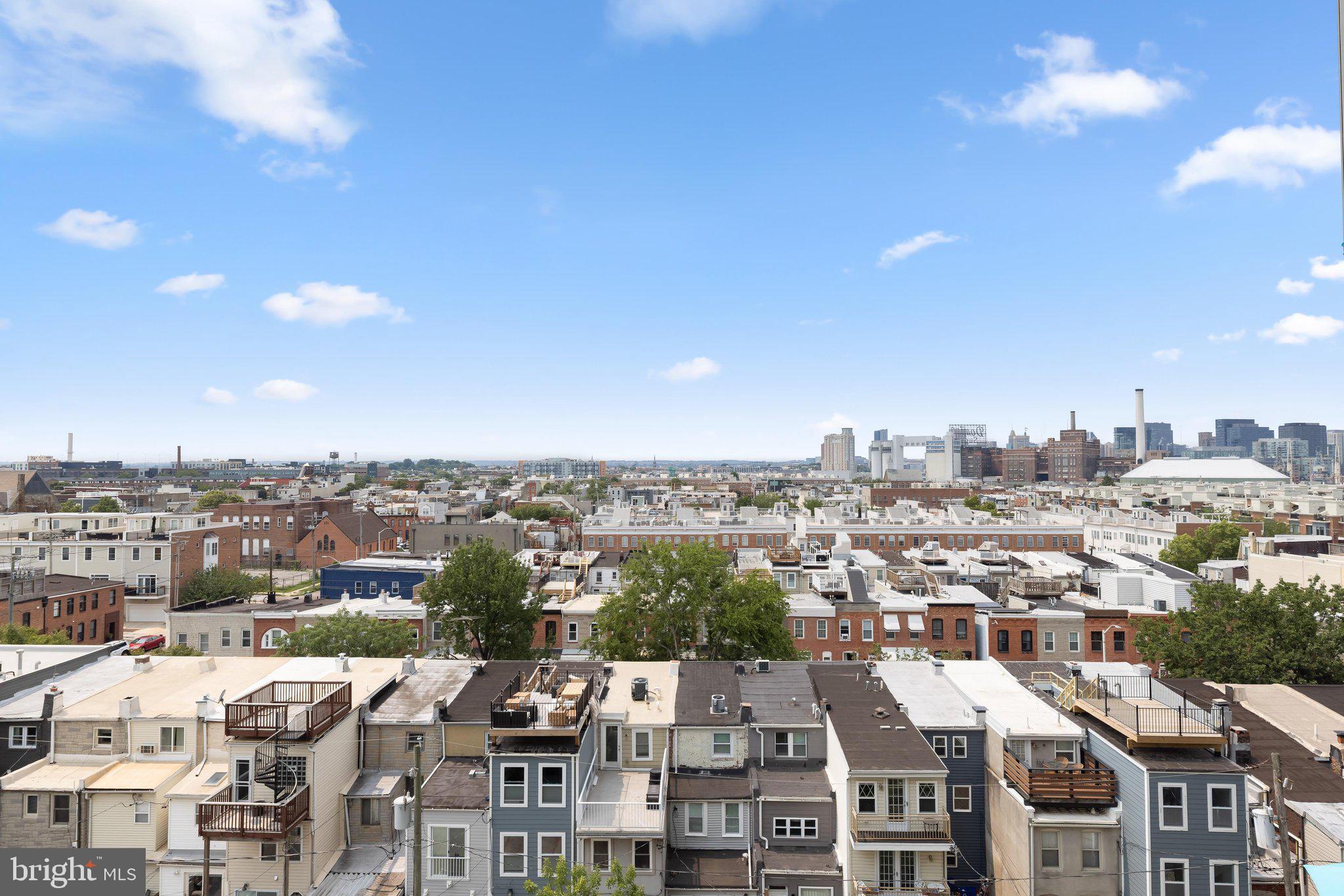 LOCUST POINT - Residential