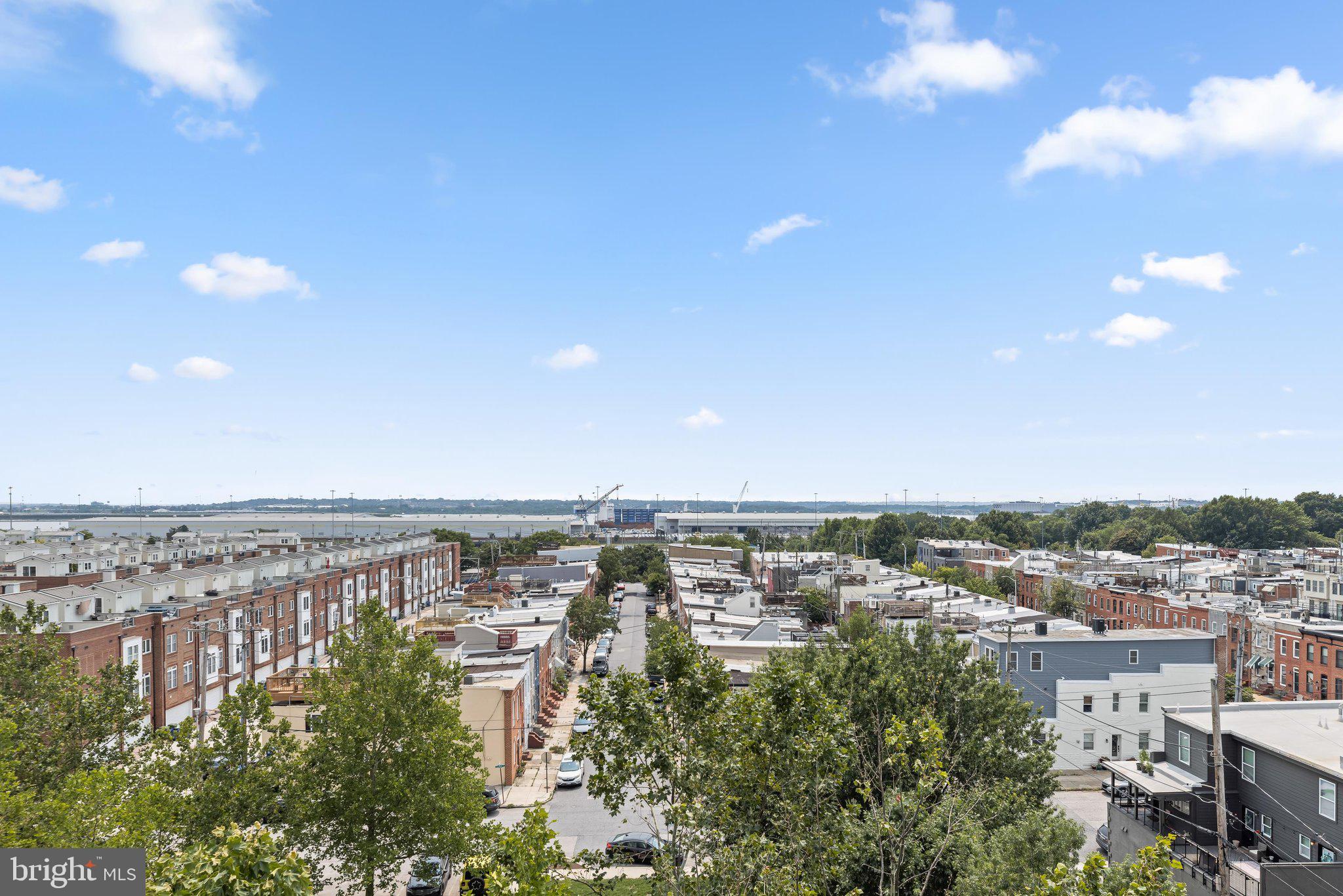LOCUST POINT - Residential