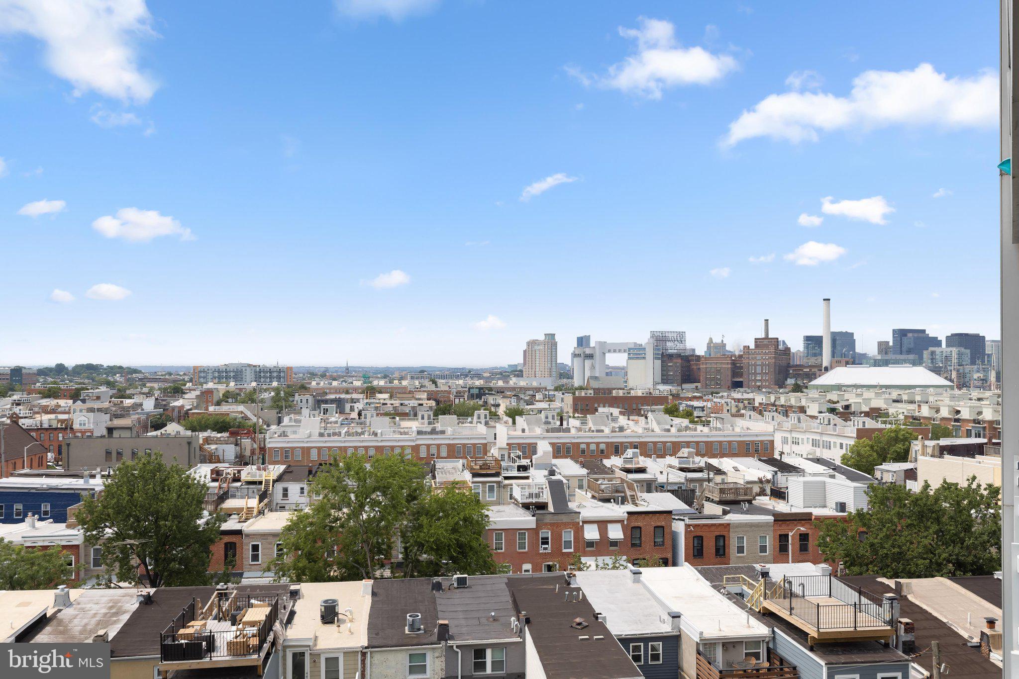 LOCUST POINT - Residential