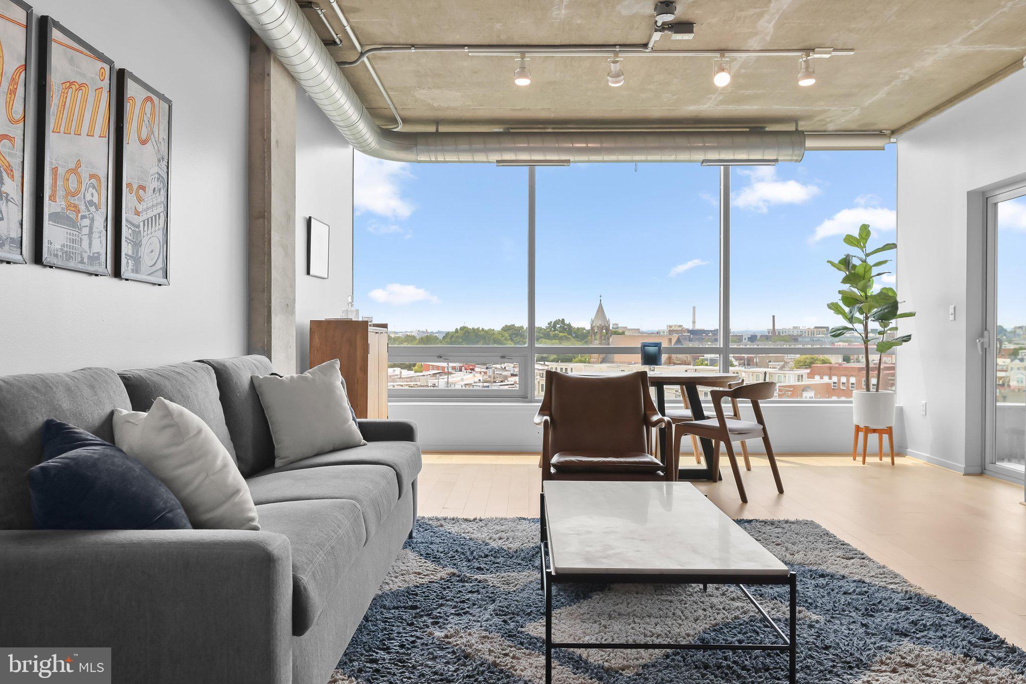LOCUST POINT - Residential