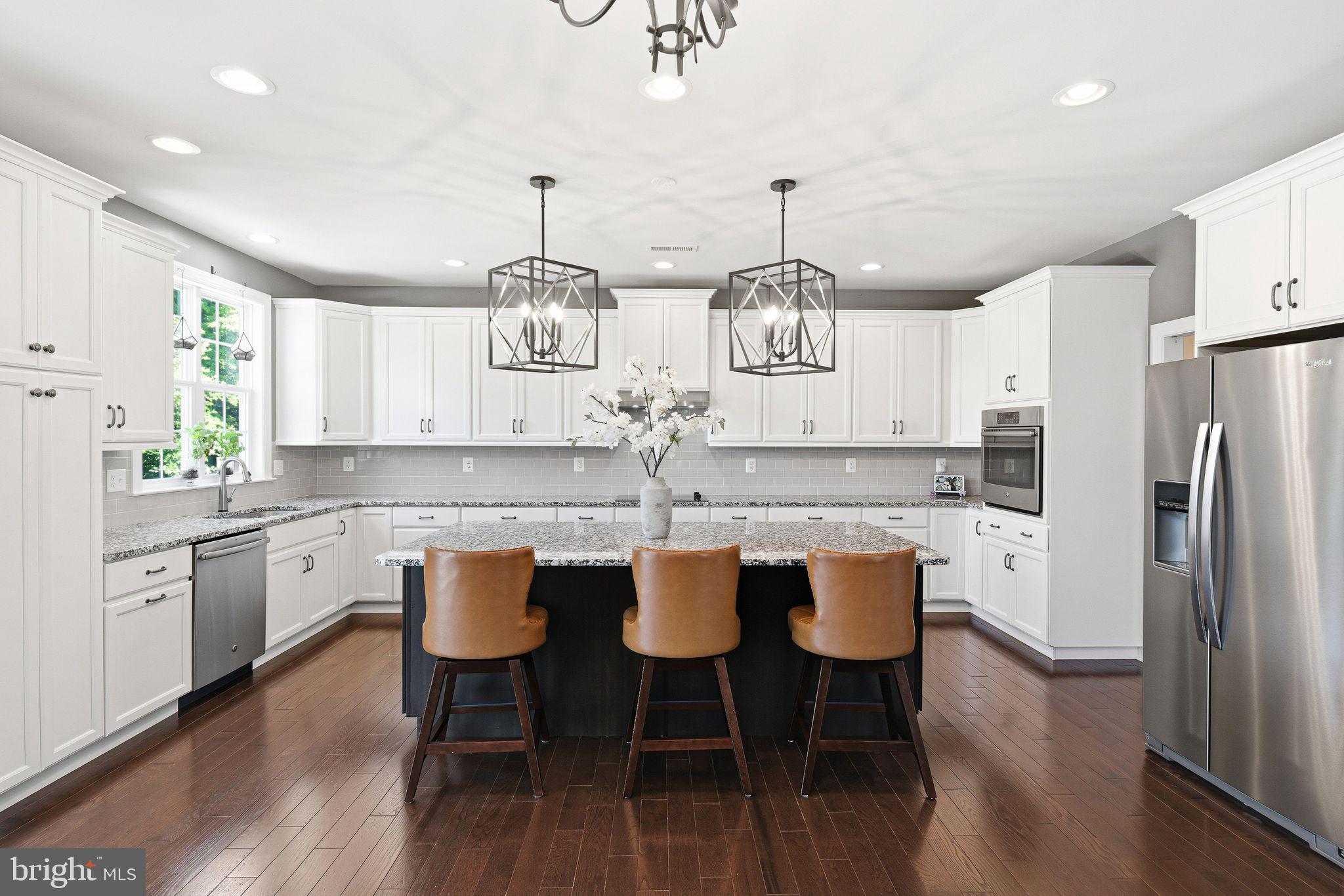 LAUREL RIDGE - Residential