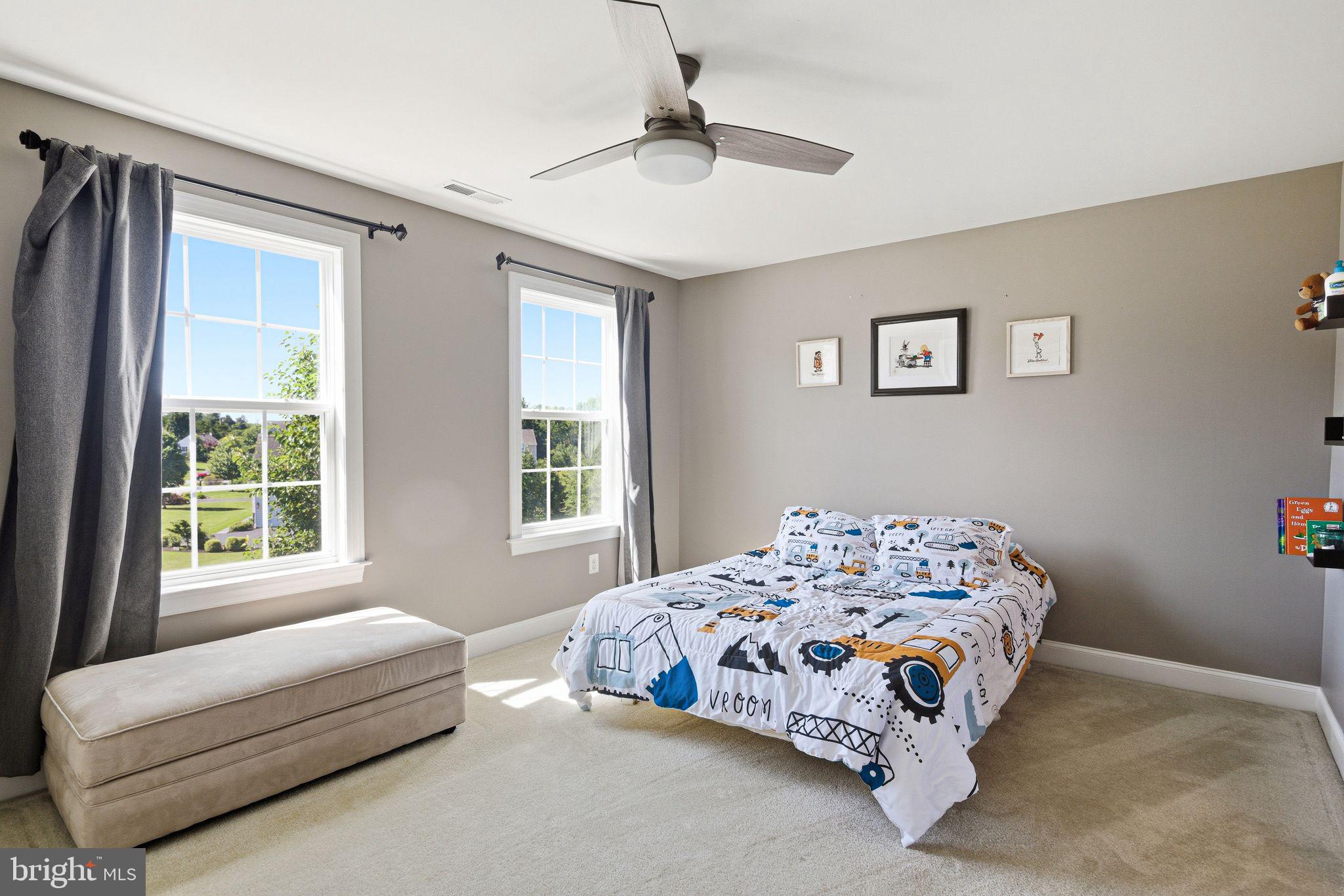 LAUREL RIDGE - Residential