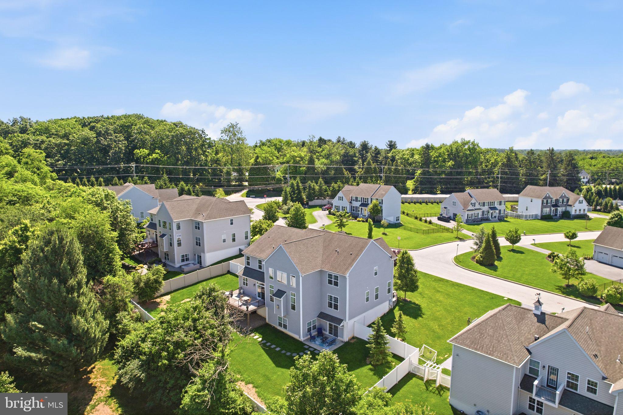 LAUREL RIDGE - Residential
