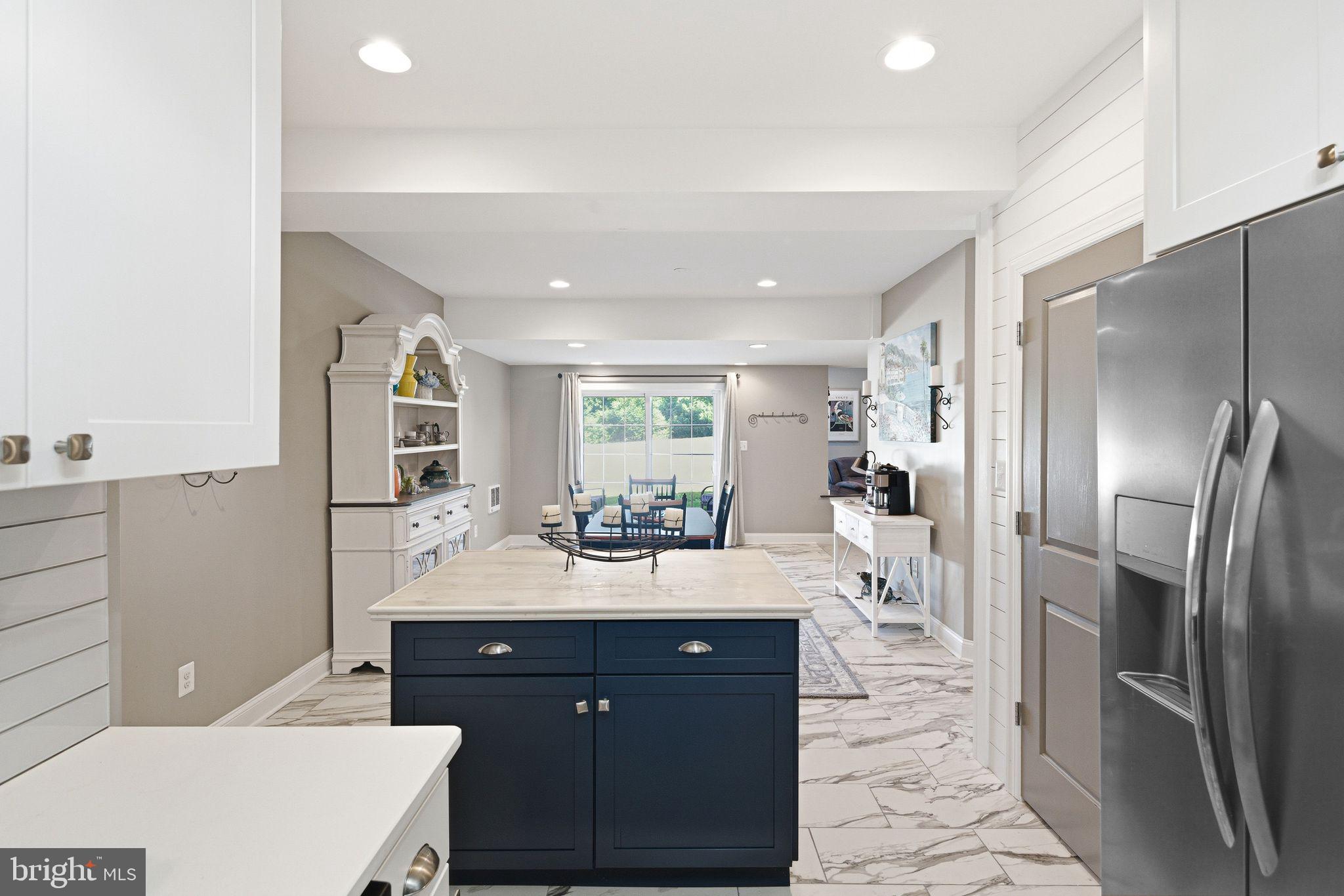 LAUREL RIDGE - Residential
