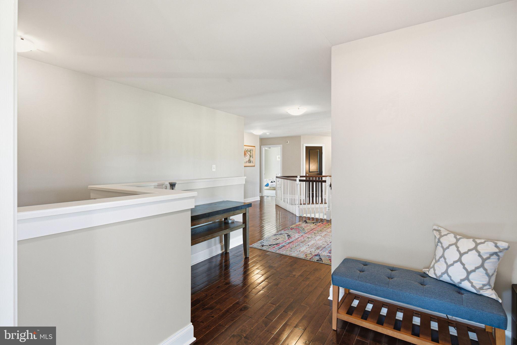 LAUREL RIDGE - Residential